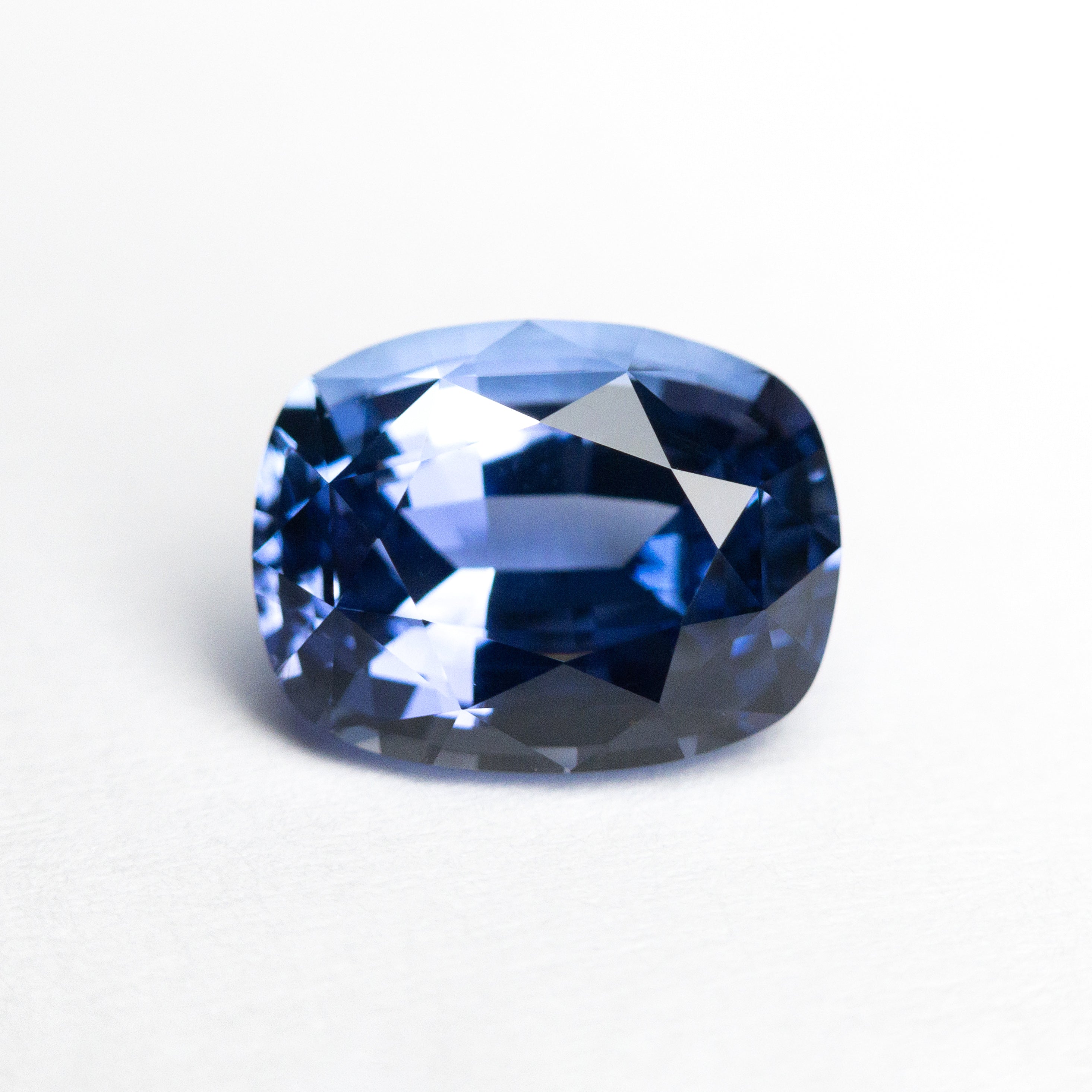 2.79ct Natural Cushion Cut Blue Sapphire Gemstone - 8.95x6.90x5.15mm Brilliant Faceted Loose Stone for Jewelry Making, Engagement Rings & Fine Collections