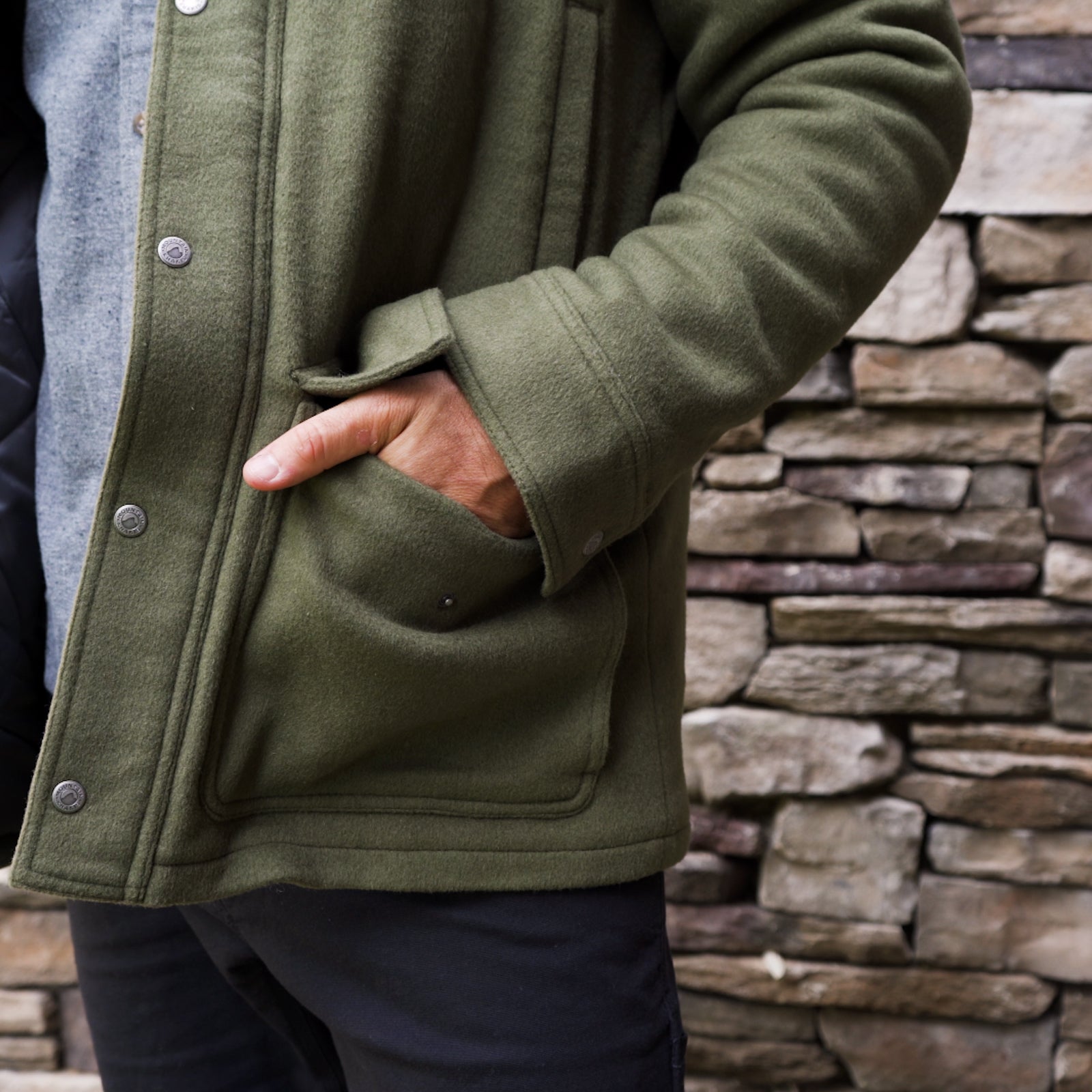 Premium Dover Wool Jacket for Men & Women - Warm Winter Coat with Stylish Design - Perfect for Outdoor Activities, Hiking & Cold Weather Fashion