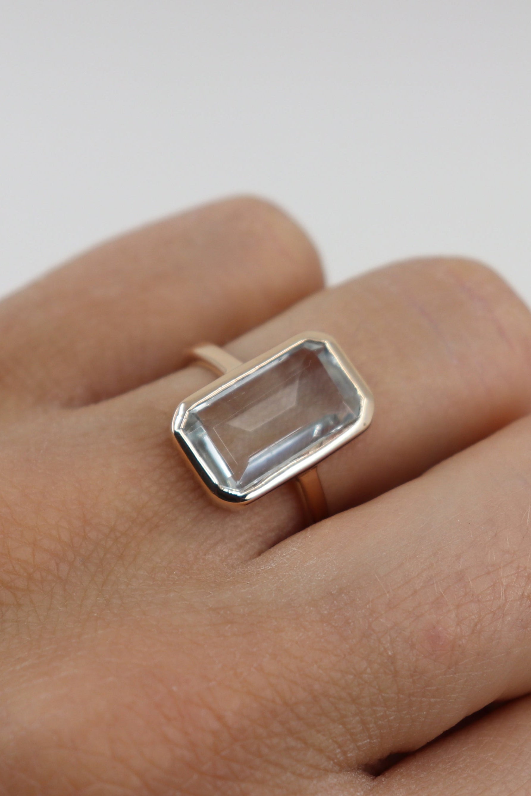 9K Yellow Gold Aquamarine Baguette Ring - Elegant Jewelry for Women, Perfect for Weddings, Anniversaries & Special Occasions