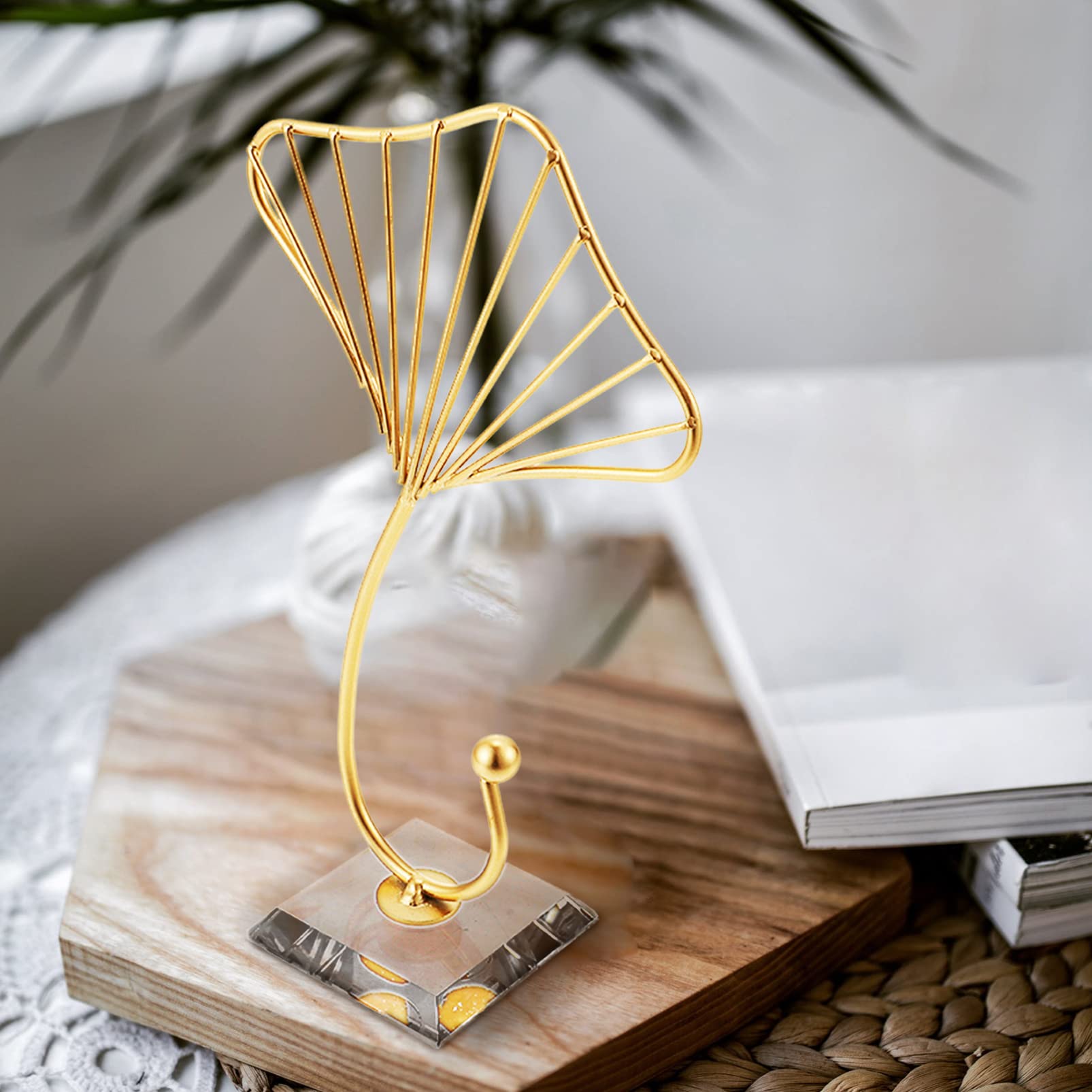 PRETYZOOM Iron Leaves Sculpture - Elegant Metal Home & Office Decor, Desktop Ornament for Living Room, Bedroom, or Workspace Decoration