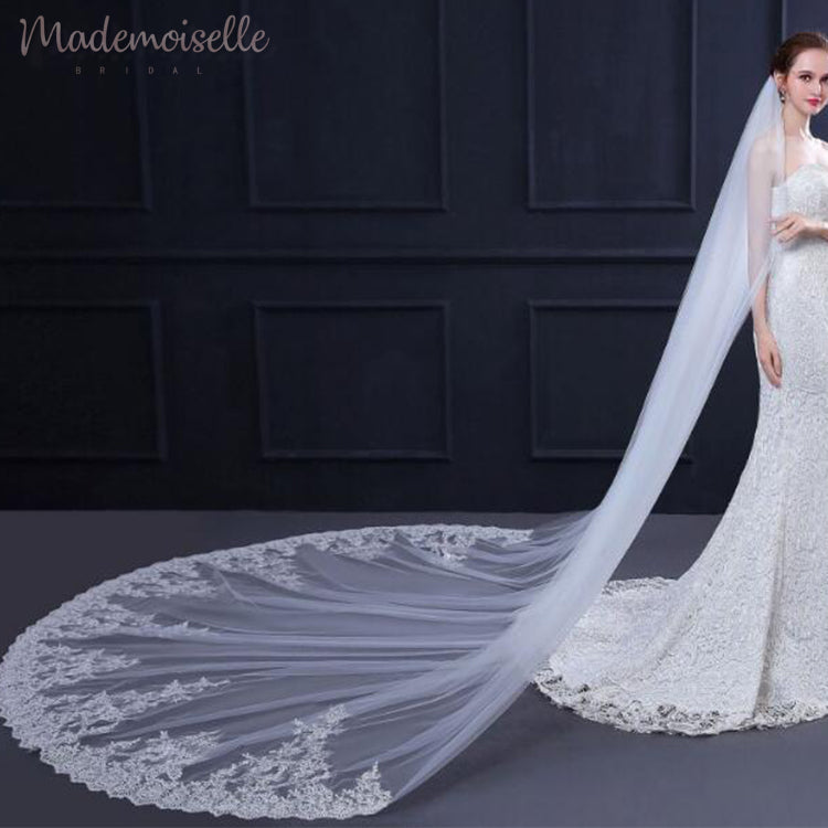 Denika Veil - Elegant Lace Wedding Veil for Brides | Perfect for Church Ceremonies & Outdoor Weddings