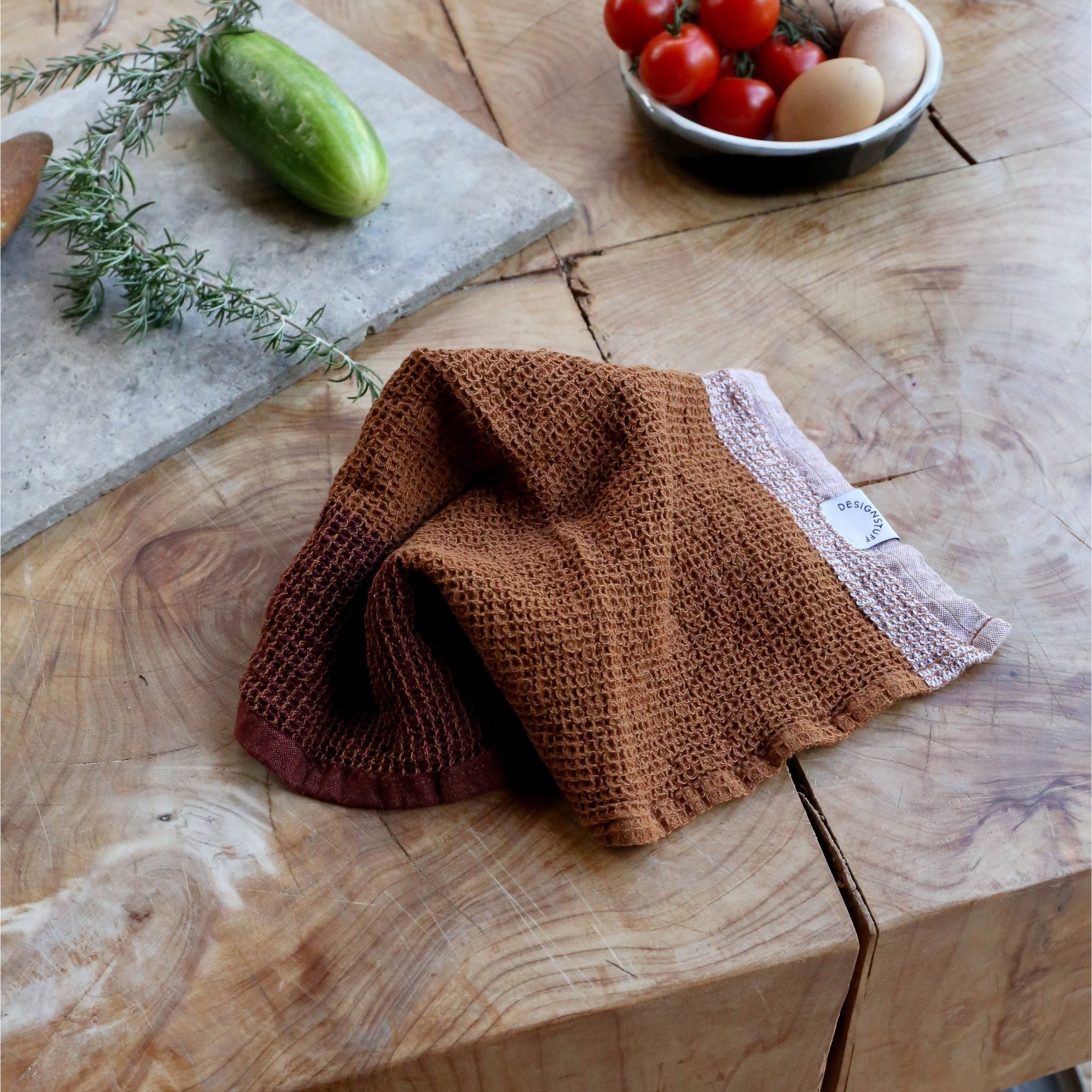 Premium Waffle Weave Dish Cloths Set of 2 - Absorbent Cinnamon & White Kitchen Towels for Washing Dishes, Cleaning Countertops & Drying Hands - Soft & Durable Cotton Dishcloths for Everyday Kitchen Use