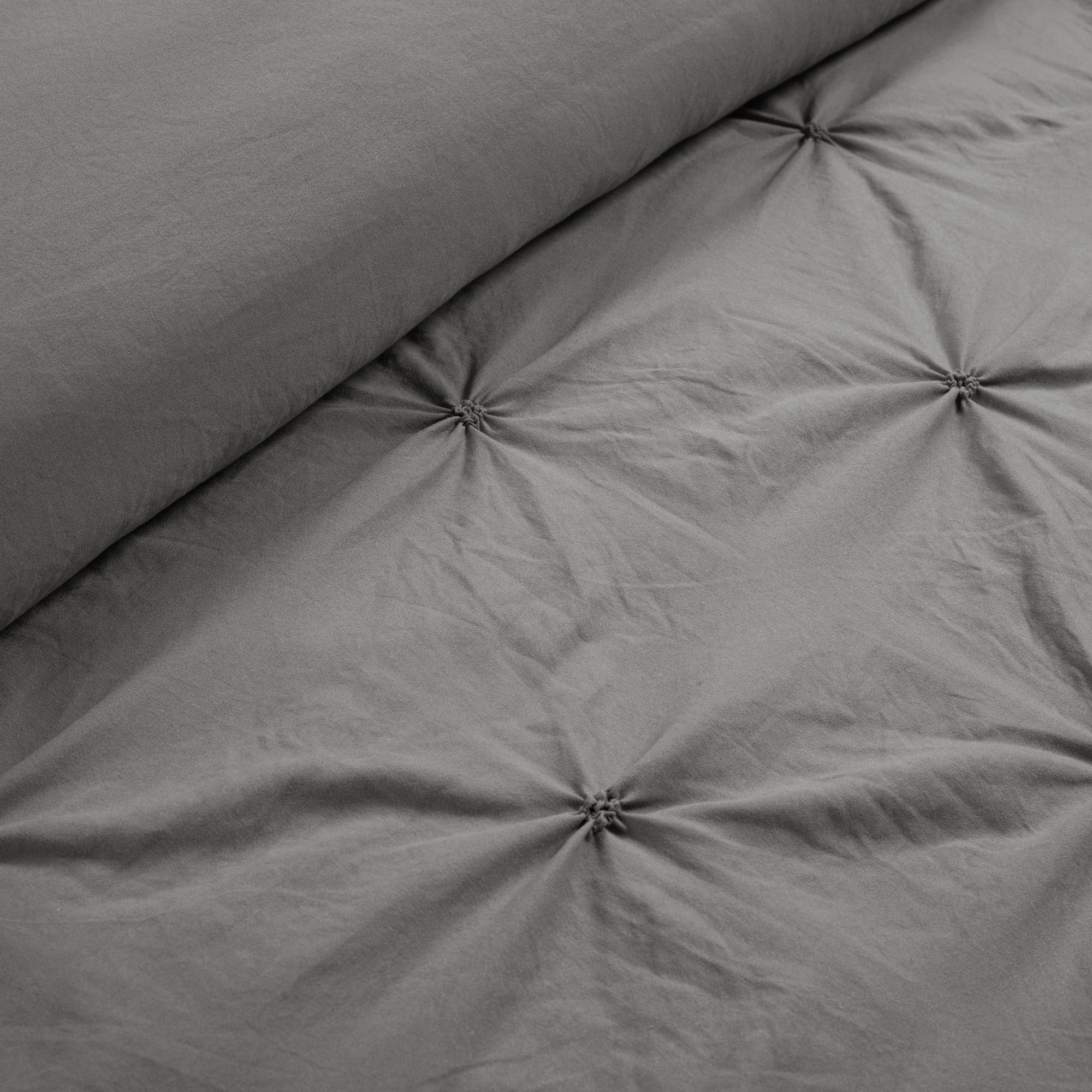 Ravello Pintuck Reversible Comforter Bed in a Bag Set - Queen Size Luxury Bedding for Master Bedroom & Guest Room | Complete Comforter, Sheet Set & Pillow Shams