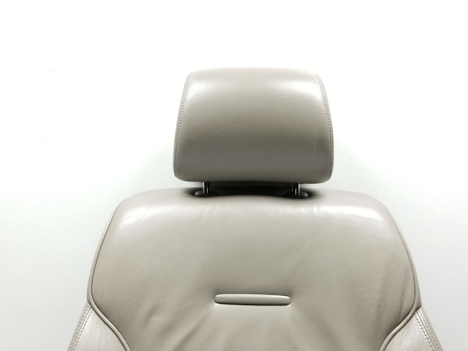 04 09 Audi A8 Front Seat Upper Cushion Right Passenger Side OEM Replacement - Perfect for Car Interior Repair & Comfort Upgrade