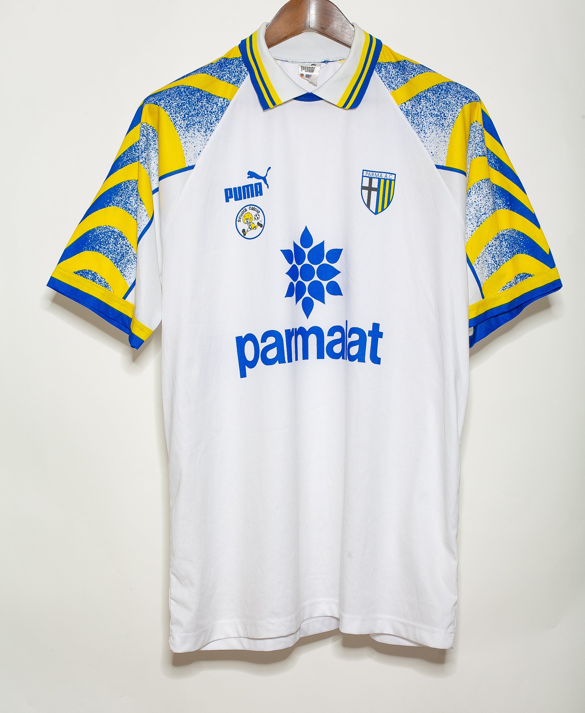 1995 Parma Scoulo (XL) - Vintage Soccer Jersey for Collectors & Fans - Perfect for Matches, Events & Retro Fashion