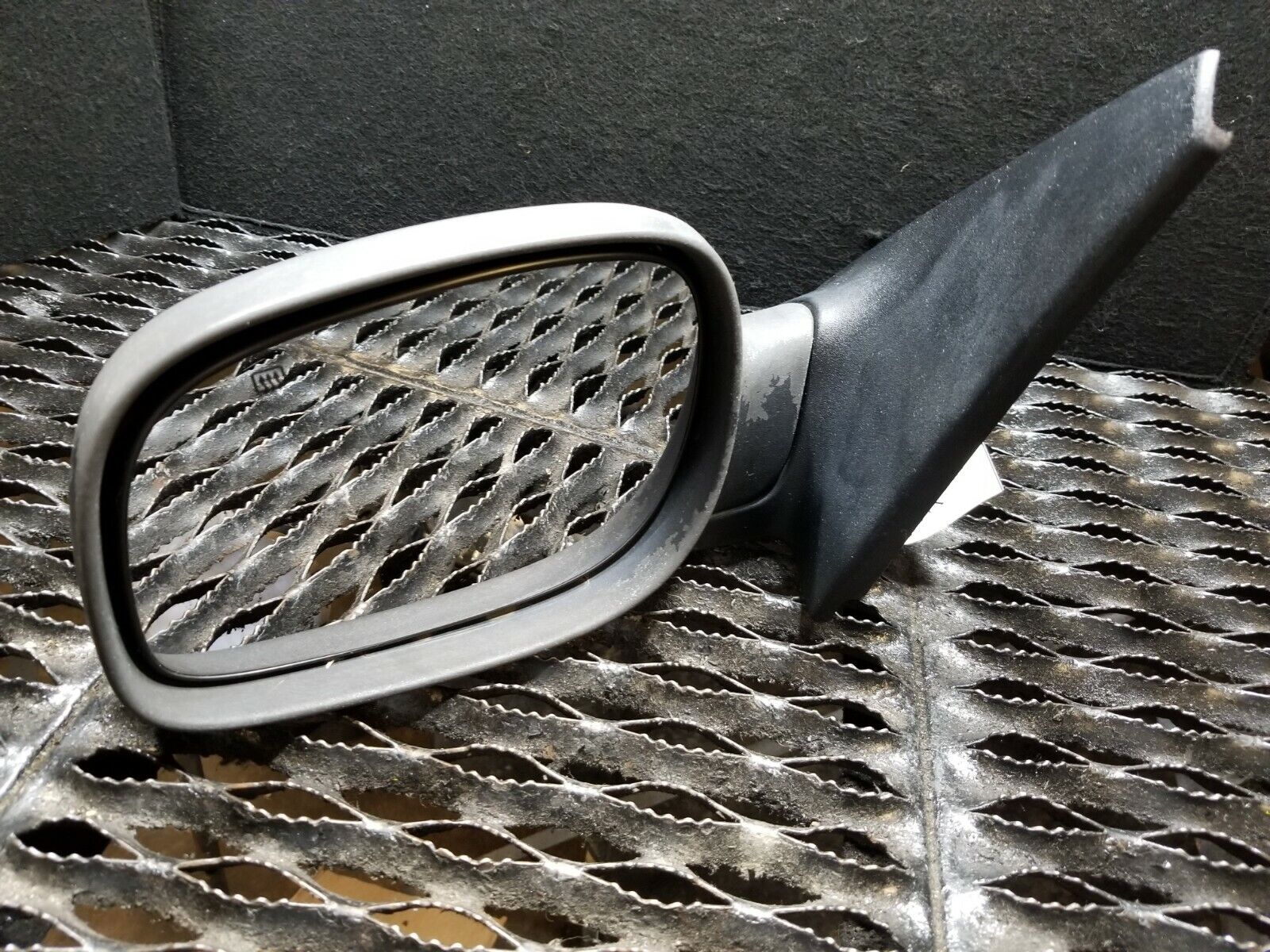 2002 Land Rover Freelander Driver Side Left Door Mirror OEM Part #115 - Replacement for Broken Mirrors, Perfect for Off-Road Adventures & Daily Commuting
