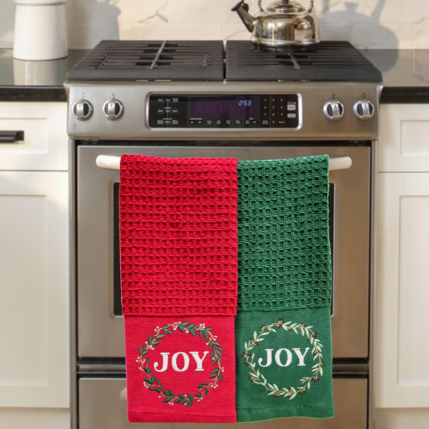 DAN RIVER Cotton Embroidered Kitchen Towels – Decorative Holiday Dish Towels Set, Perfect for Kitchen, Gifts, and Festive Decor (Pack of 2, Red & Green) – Ideal for Christmas, Thanksgiving, and Everyday Use