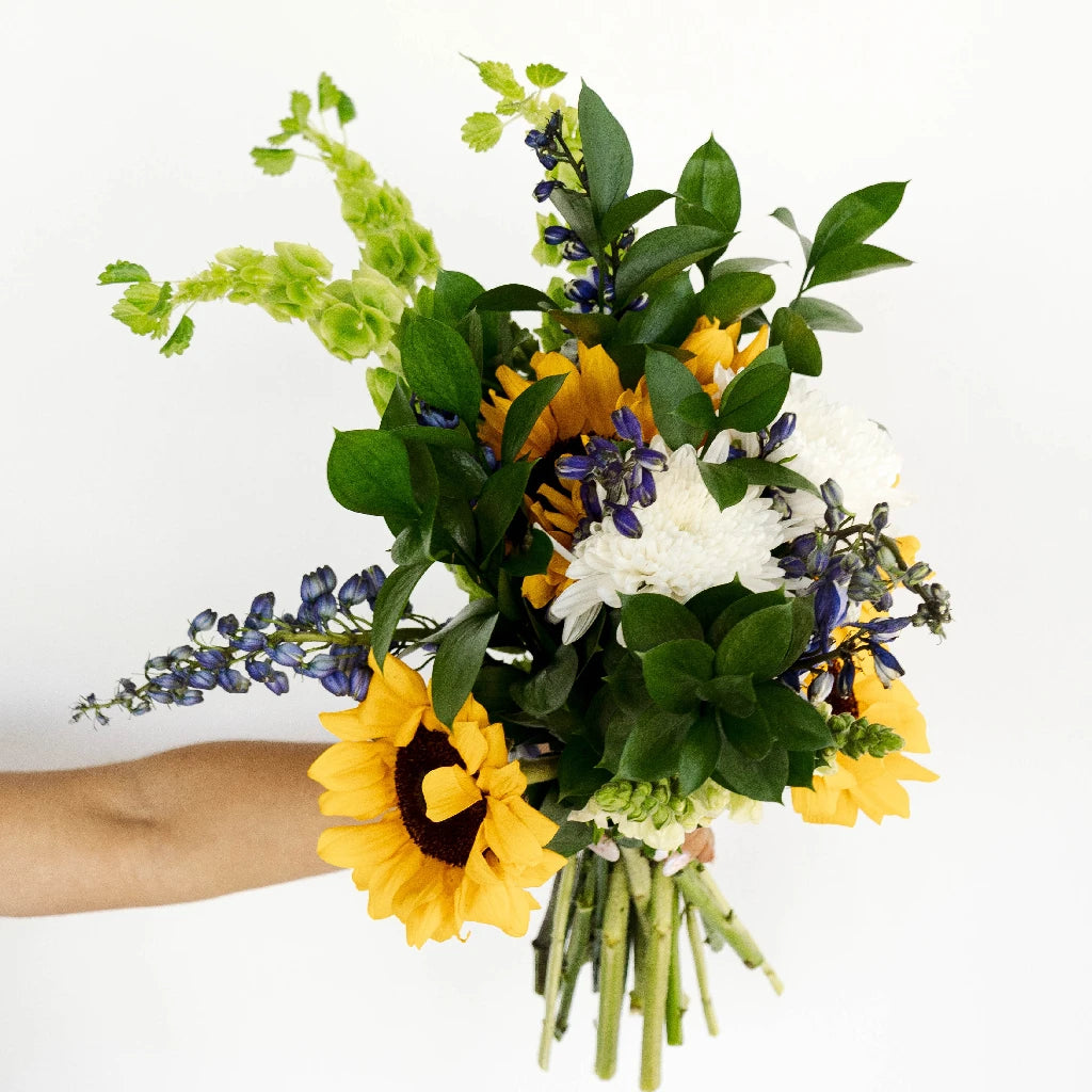 Blooming Garden Spring DIY Flower Kit - Complete Floral Arrangement Set for Home Decor, Wedding, Party & Gift Ideas