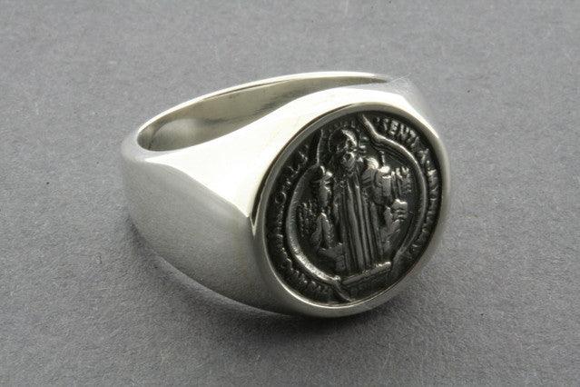 Saint Signet Ring for Men & Women - Vintage Religious Jewelry - Perfect for Gifts, Weddings & Everyday Wear