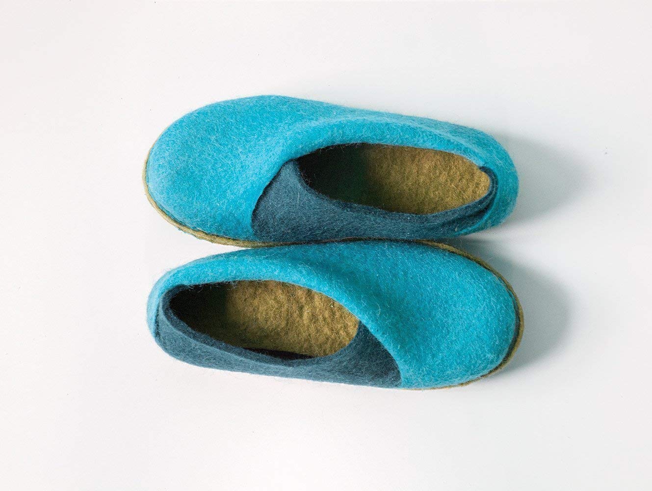 Cozy Women's Wool Slippers - Soft Warm House Shoes for Winter, Perfect Mother's Day Gift for Her - Ideal for Indoor Comfort, Relaxation & Cold Weather Wear
