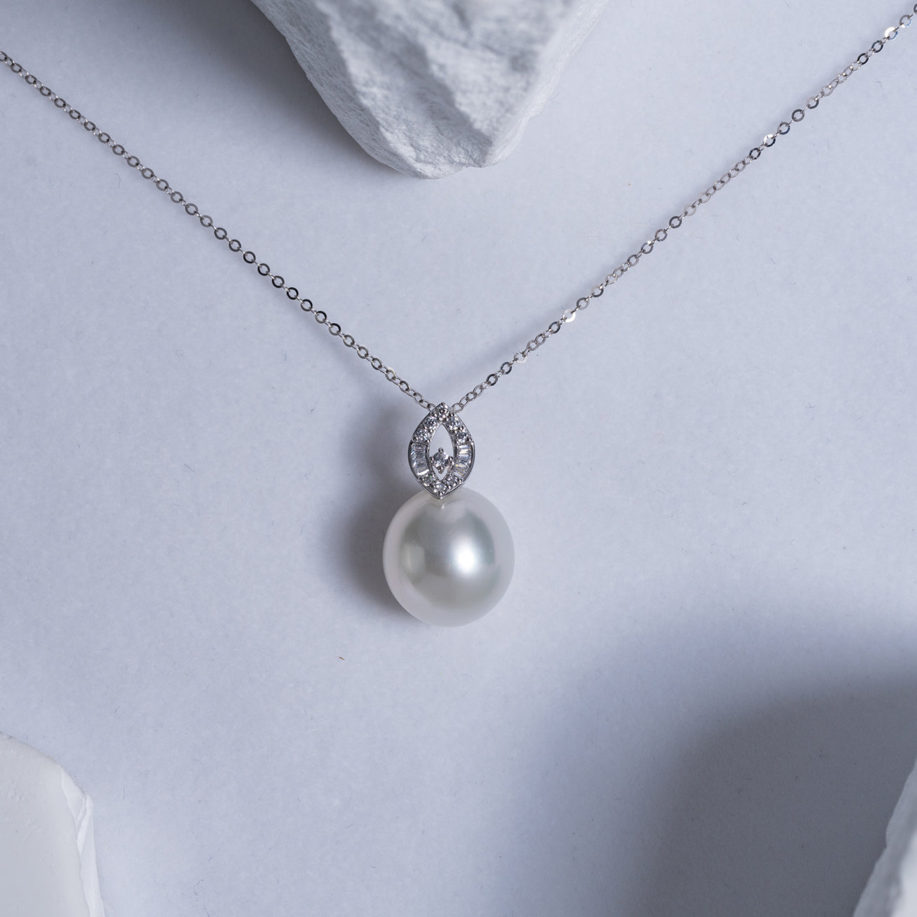 18K Solid Gold Australian White Saltwater Pearl Necklace - Elegant Jewelry Gift for Women, Perfect for Weddings, Anniversaries & Special Occasions