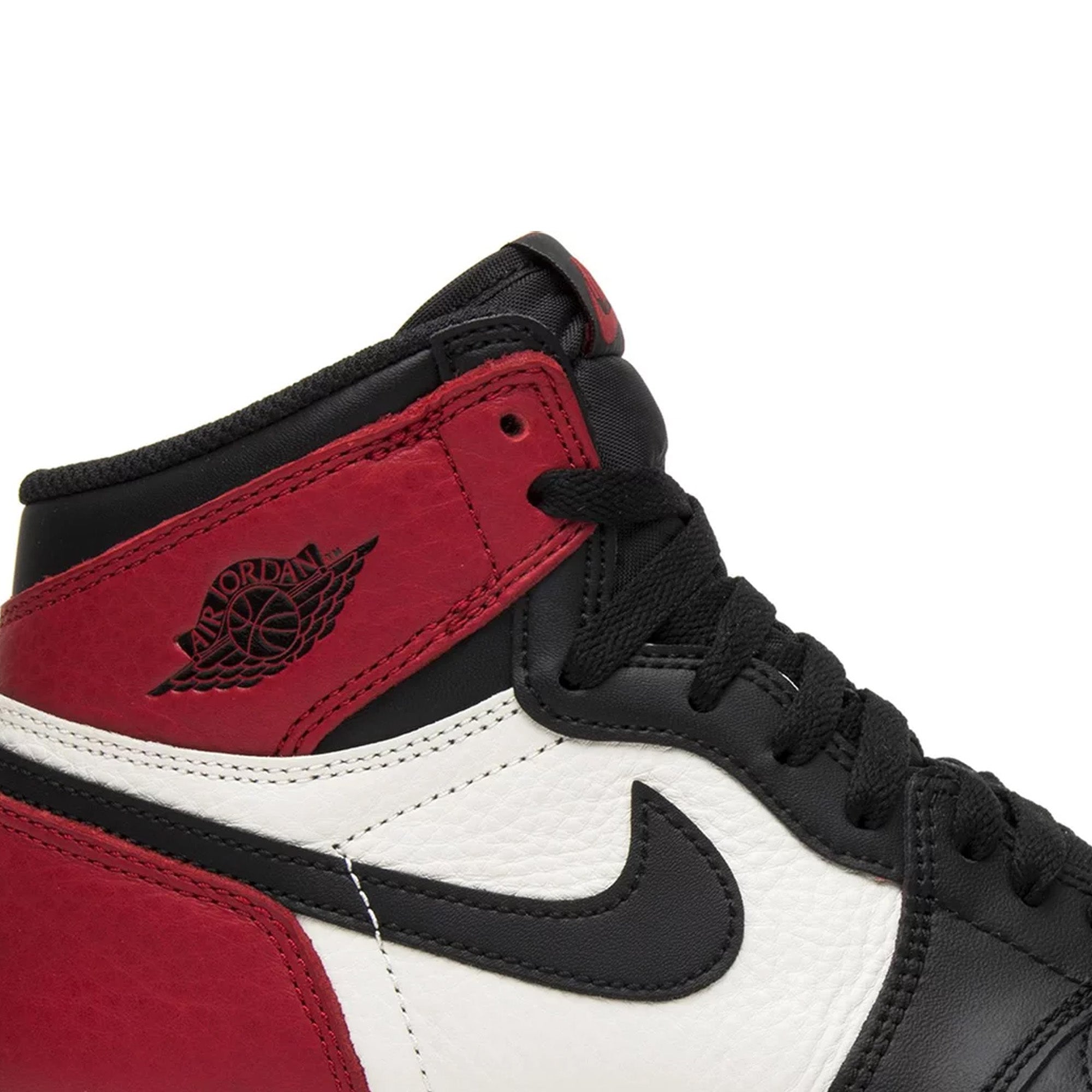 Air Jordan 1 Retro High 'Bred Toe' GS (2018) - Authentic Basketball Shoes for Women & Girls - Perfect for Streetwear, Sneaker Collection & Casual Fashion