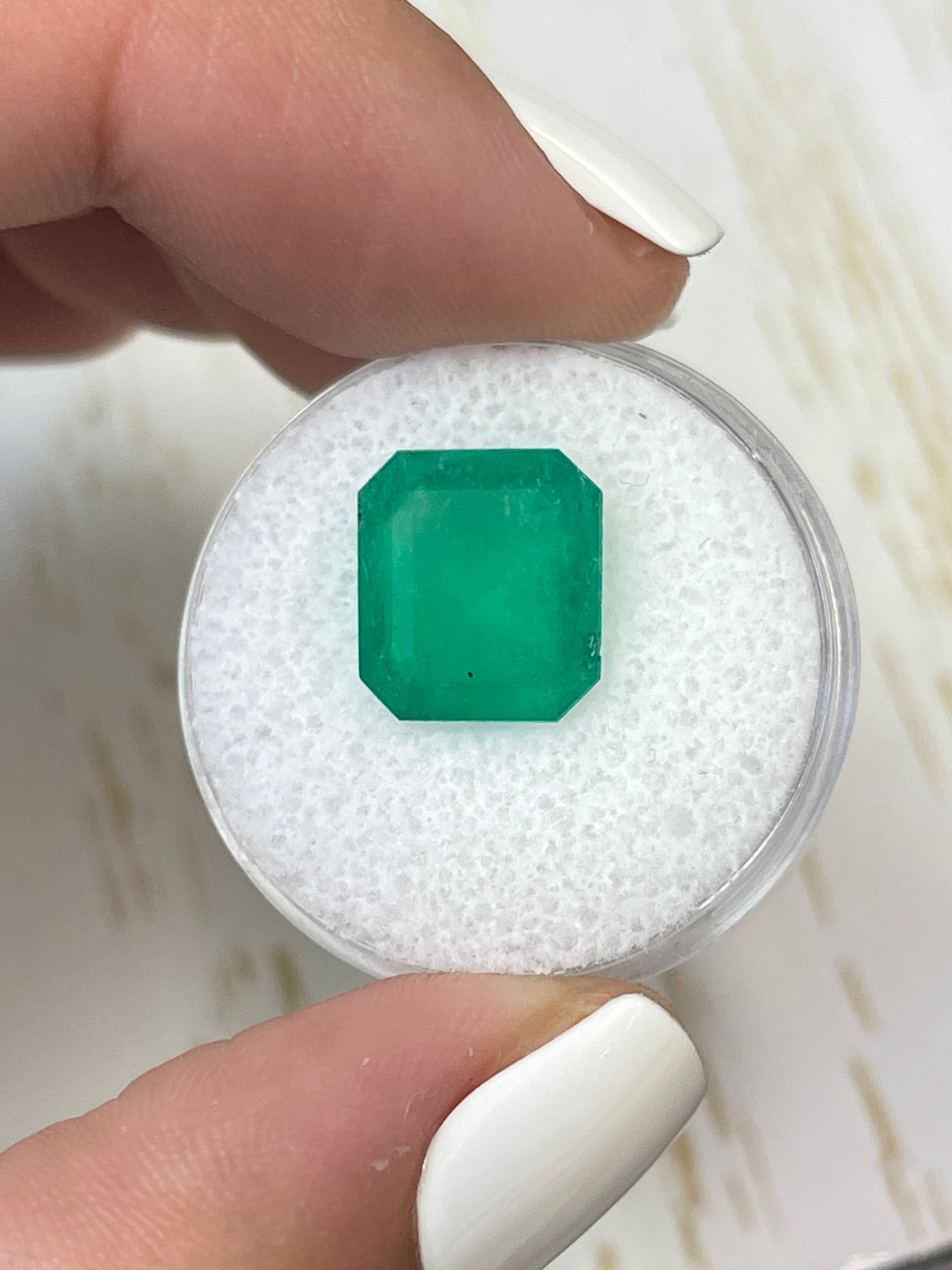 4.56 Carat Natural Loose Colombian Emerald Gemstone - 11.5x10.5mm Emerald Cut for Jewelry Making, Engagement Rings & Luxury Gifts