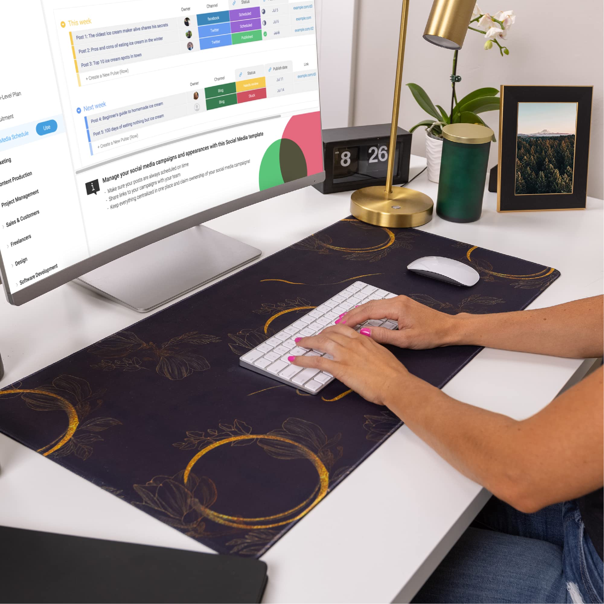 Hapinest XXL Gaming Mouse Pad - Golden Wreath Desk Mat for Keyboard & Mouse | Home & Office Use