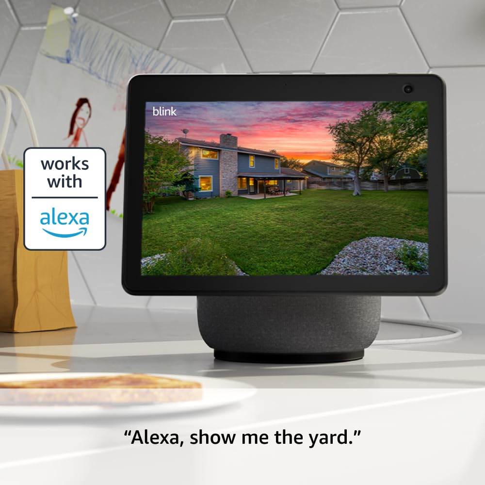 Blink Outdoor 4 + Sync Module XR - Wireless Smart Security Camera System with 2-Year Battery Life & 400ft Extended Range - Ideal for Home Security, Baby Monitoring & Property Surveillance