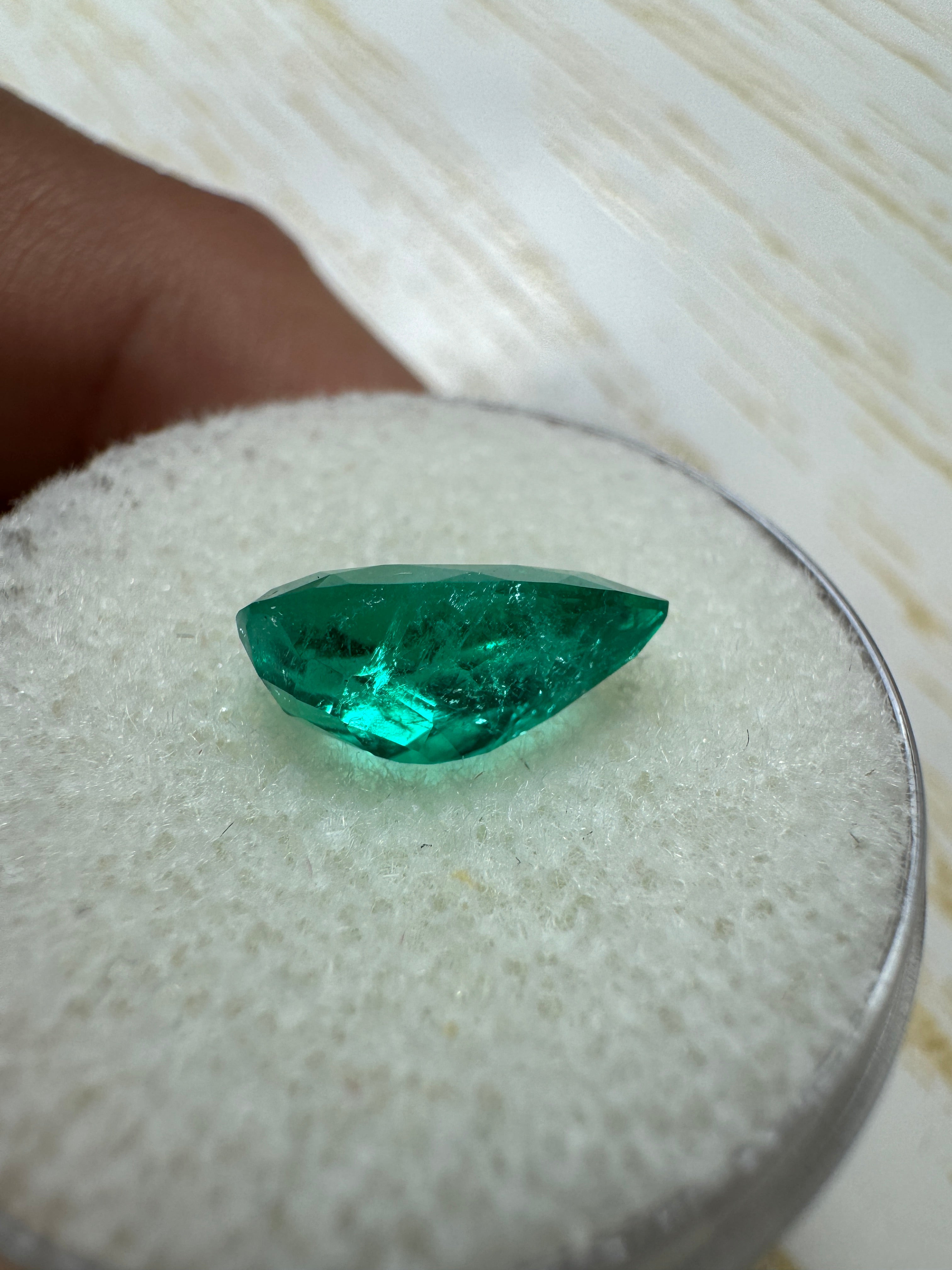 1.79 Carat 11x7mm Deep Bluish Green Natural Colombian Emerald Pear Cut Loose Gemstone for Jewelry Making & Engagement Rings