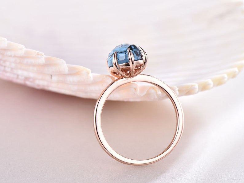 Vintage 10x8mm Oval Cut London Blue Topaz Engagement Ring in Rose Gold - Elegant Wedding Band for Women, Perfect for Proposals, Anniversaries & Special Occasions