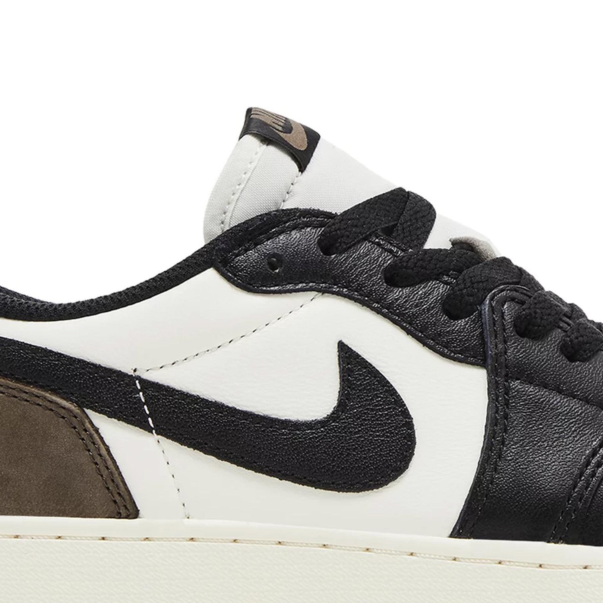 Air Jordan 1 Retro Low OG 'Mocha' GS Sneakers (2024) - Classic Basketball Shoes for Women & Girls - Perfect for Casual Wear, Street Style & Sneaker Collection