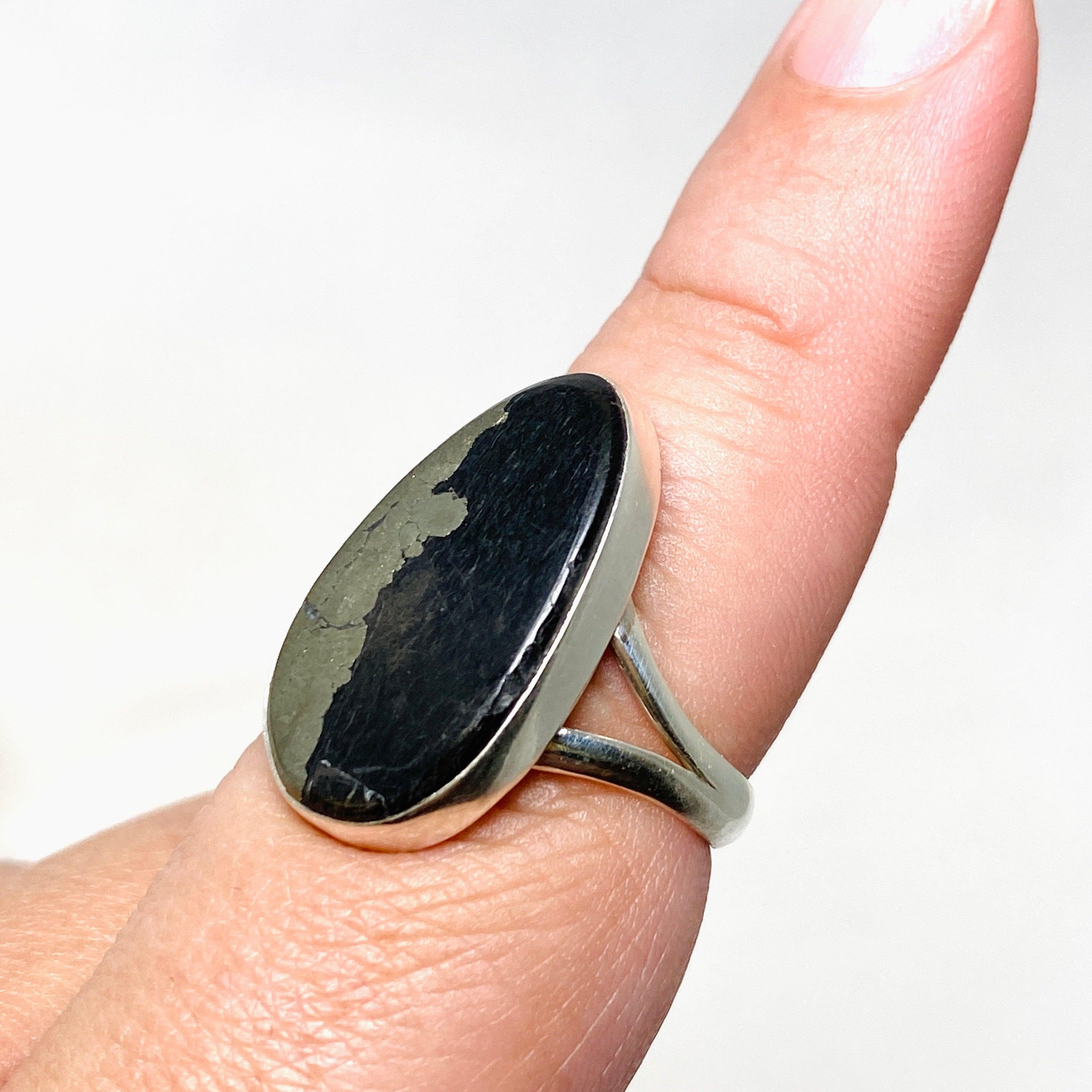 Healer's Gold Freeform Split Band Ring - Size 9 - KRGJ3202 - Perfect for Boho Jewelry Lovers & Spiritual Healing Practices