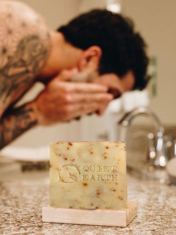 Organic Rosehip & Green Tea Cold Processed Soap - Handmade Luxury Bar for Women & Men | All Skin Types, Dark Spot & Acne Treatment, Smooth Glowing Skin | Perfect for Daily Bath, Spa Day & Gift Giving - 125g