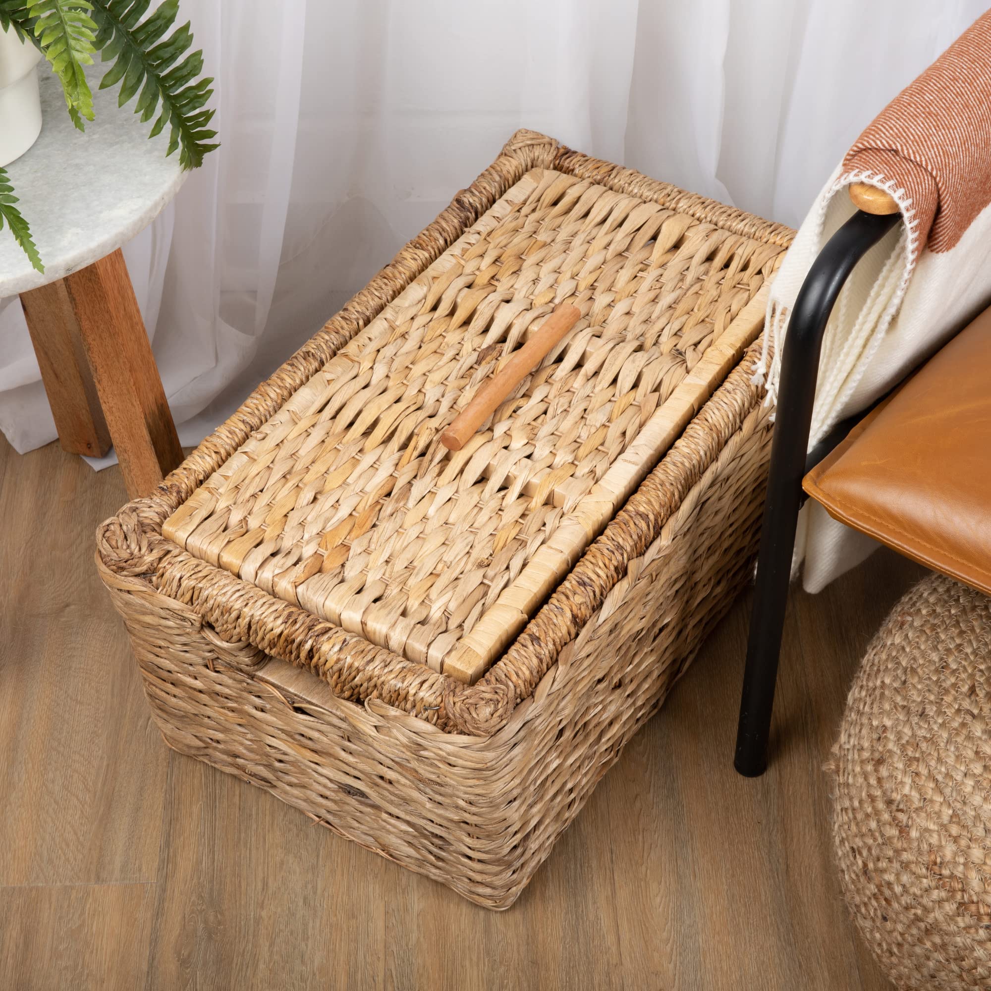 Large Wicker Storage Basket with Lid - Rattan Woven Rectangular Organizer Box for Laundry, Toys, Books & Blankets | Handmade Toy Chest & Pillow Organizer | Perfect for Nursery, Living Room & Bedroom Storage