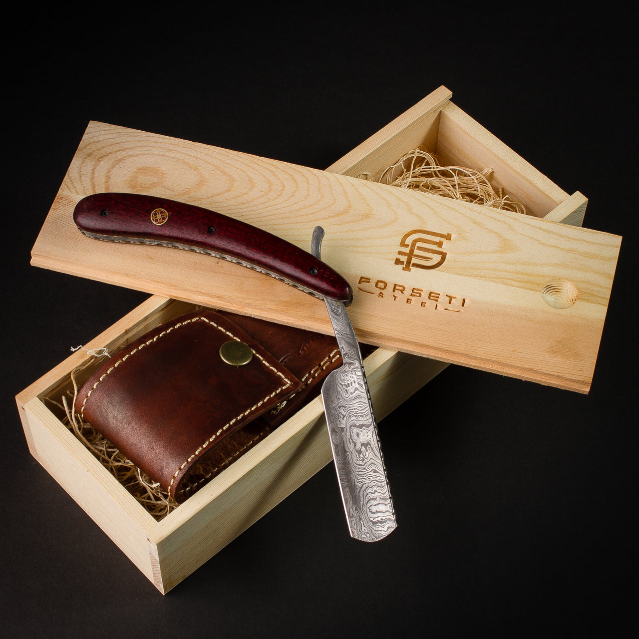 Premium Handmade Damascus Steel Straight Razor with Mahogany Handle - Professional Barber Shaving Tool for Men's Grooming & Beard Care