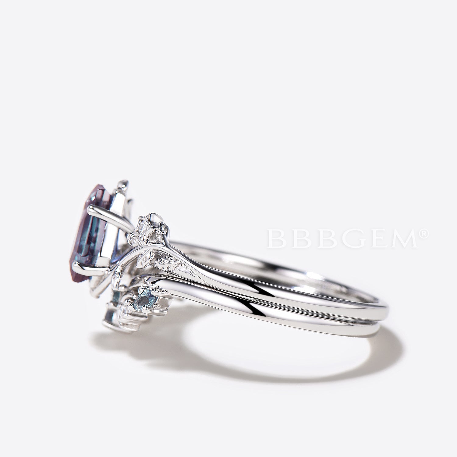 Nature Inspired Leaf Engagement Ring - Moon Star Coffin Alexandrite Wedding Band for Women | Perfect for Boho, Vintage & Nature-Themed Weddings