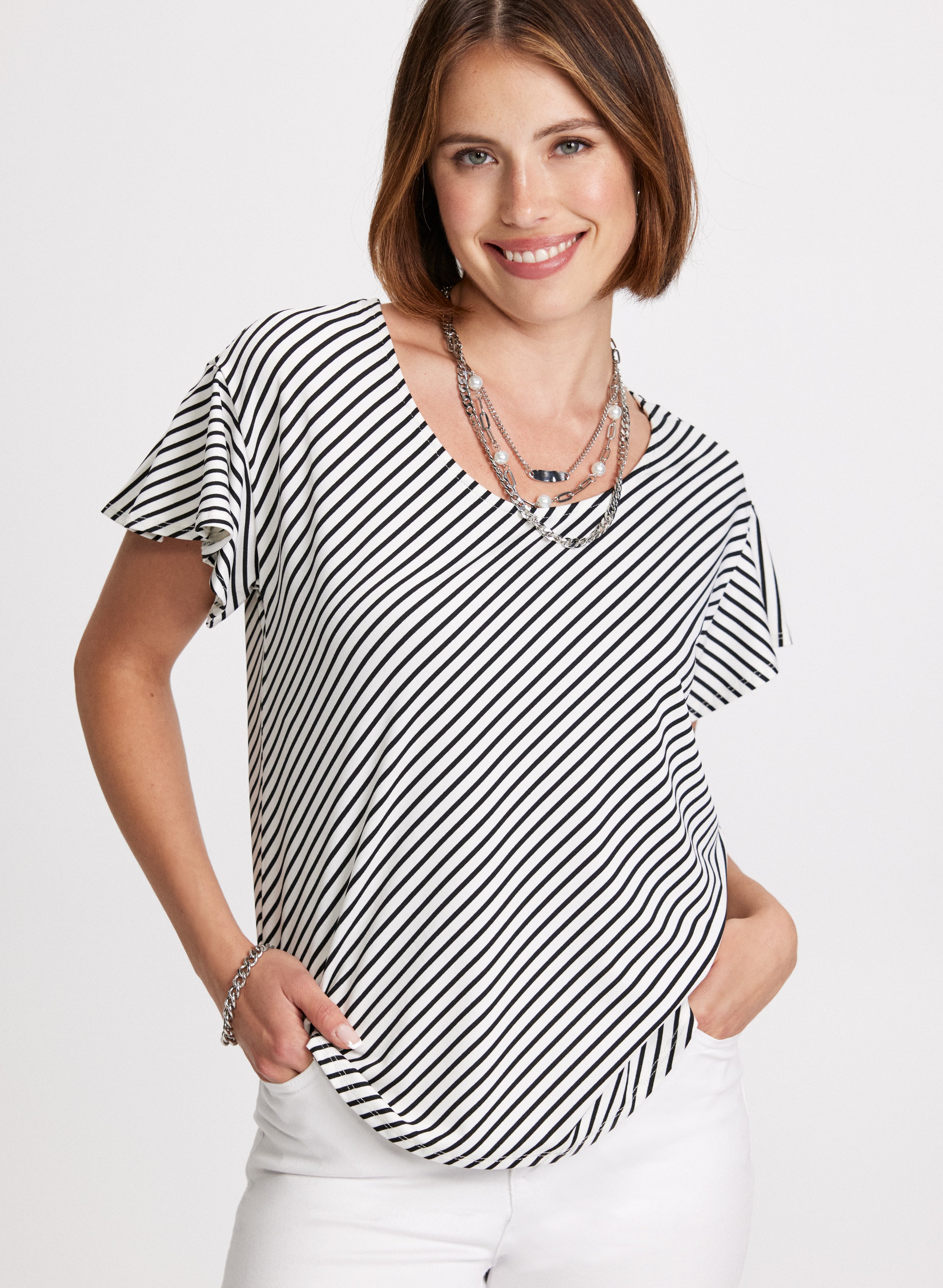 Diagonal Stripe Print Women's Blouse - Stylish & Comfortable Casual Shirt for Work, Date Night & Everyday Wear