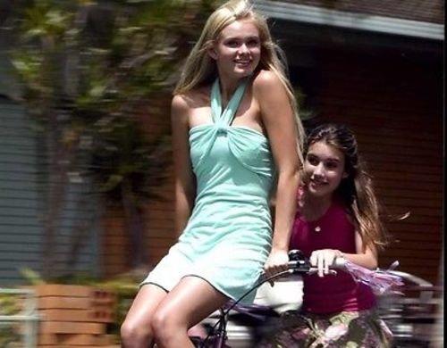 Authentic Sara Paxton & Emma Roberts Aquamarine 8x10