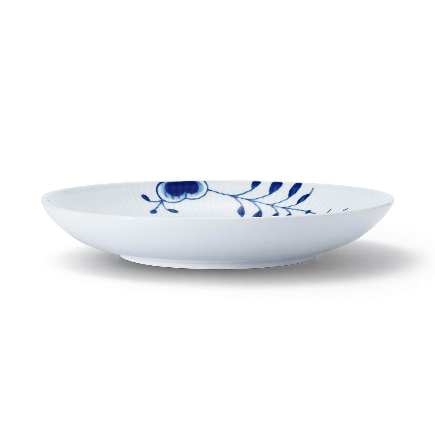 Royal Copenhagen 1016905 Blue Fluted Mega Deep Plate - 9.8 Inch (25 cm) Fine Porcelain Dinnerware - Elegant Wedding Gift & Anniversary Present for Special Occasions