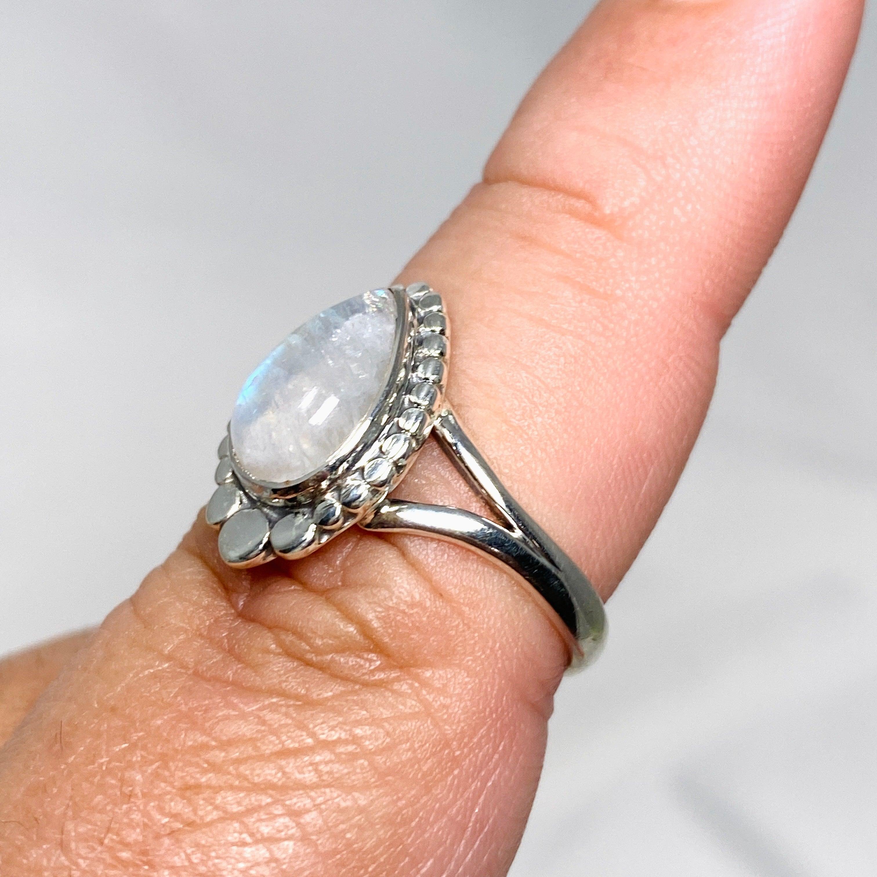 Moonstone Teardrop Gemstone Ring - Sterling Silver Vintage Jewelry R3941 for Women, Perfect for Weddings, Date Nights & Special Occasions