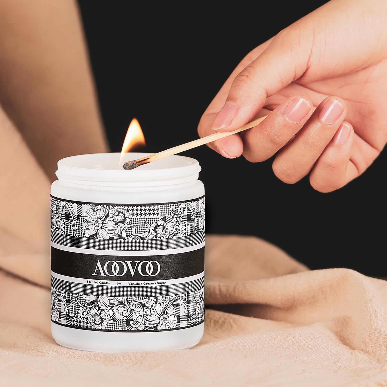 AOOVOO Wood Wick Scented Candles - Vanilla & Cream Soy Candles for Relaxation & Gifts