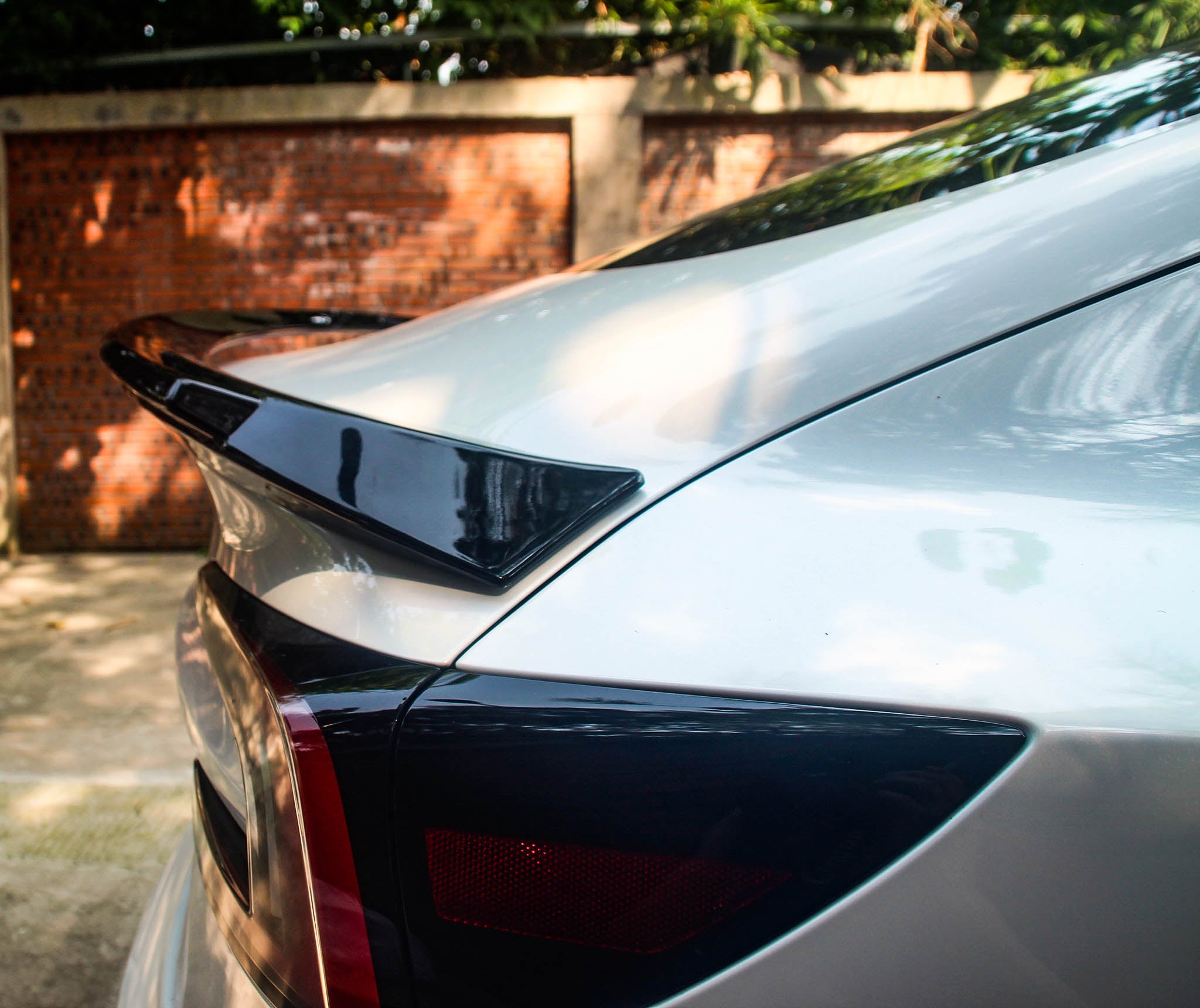 High-Performance Sporty Style Spoiler for Tesla Model 3 & 2024+ Model 3 Highland - Enhance Aerodynamics & Style - Perfect for Racing, Car Shows & Daily Driving