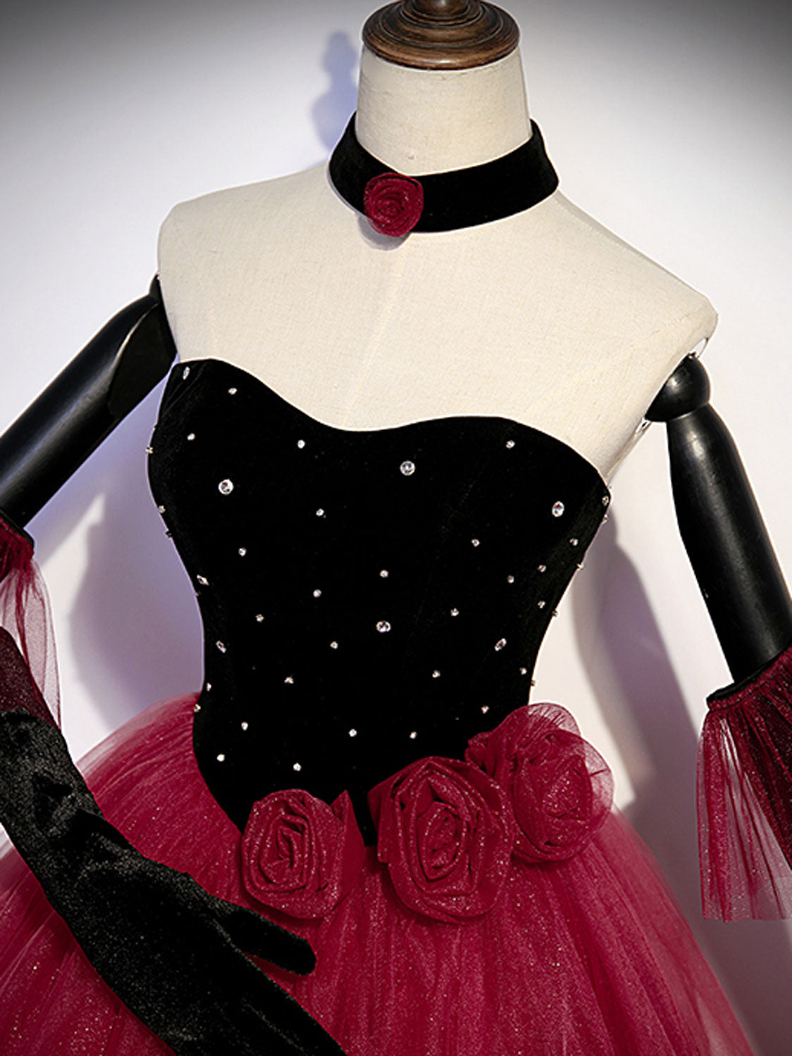 Elegant Burgundy Tulle Long Prom Dress - A-Line Formal Gown for Graduation, Homecoming & Special Occasions | Perfect for Dances, Parties & Evening Events