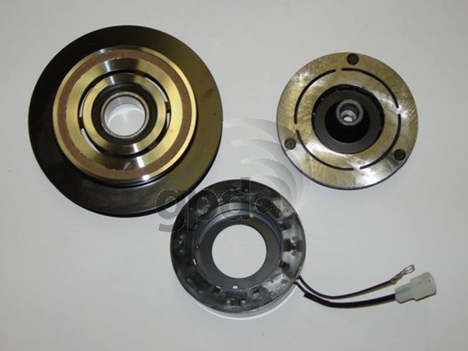 AC Clutch Kit for Car Air Conditioning System - Compatible with Multiple Vehicle Models - Perfect for AC Repair and Maintenance