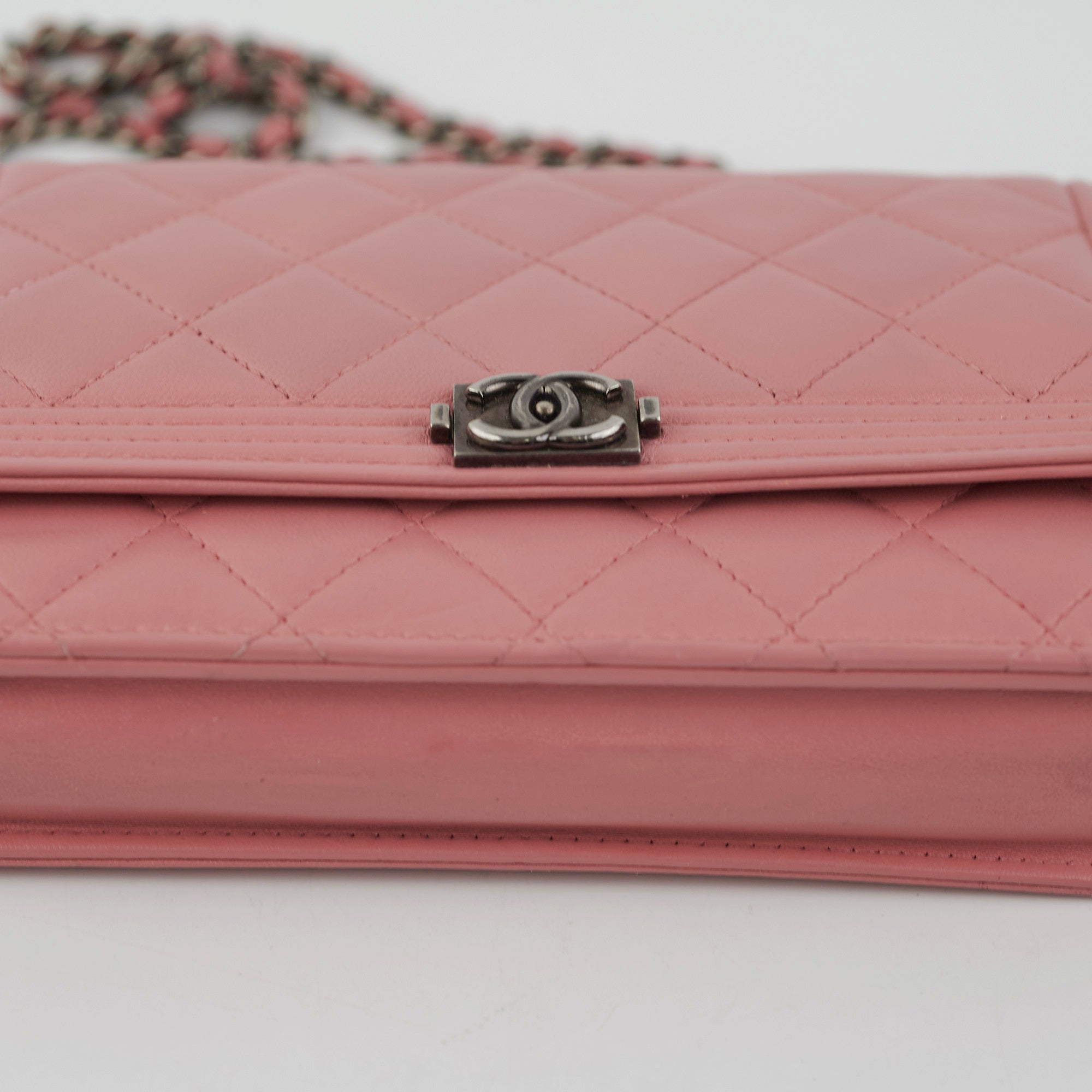 Chanel Boy Wallet On Chain WOC Lambskin Leather Crossbody Bag in Pink - Perfect for Date Night & Evening Events