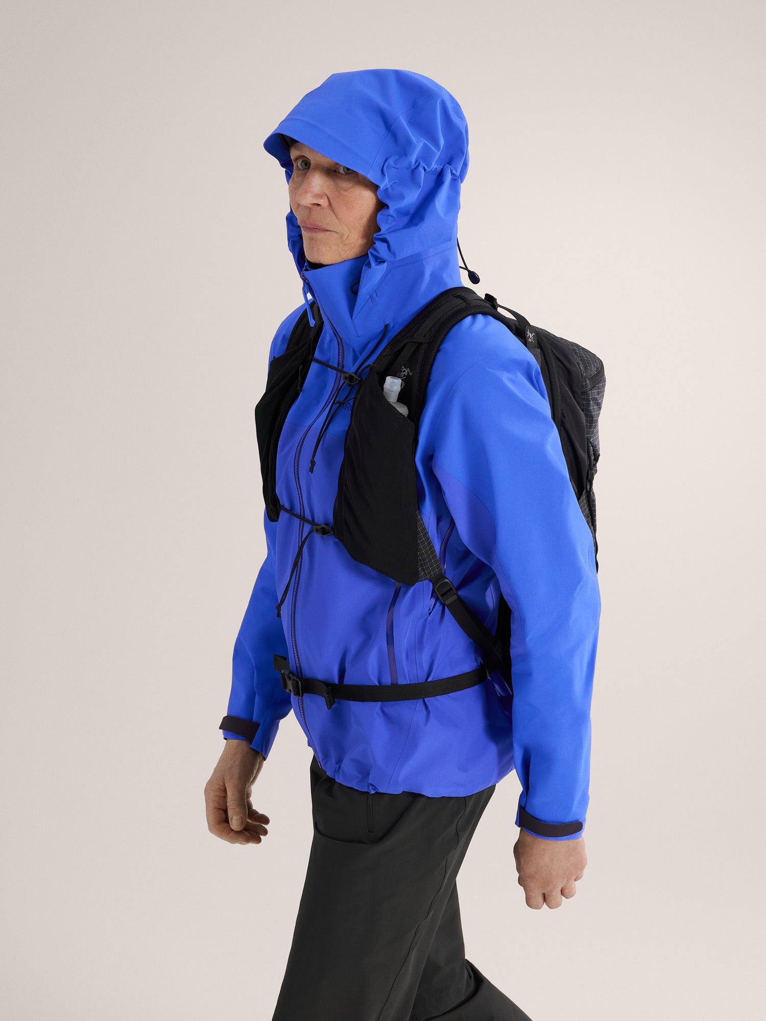 Women's Beta AR Jacket - Lightweight Waterproof Hiking Shell for Outdoor Adventures | Perfect for Trail Running, Camping & Mountain Climbing