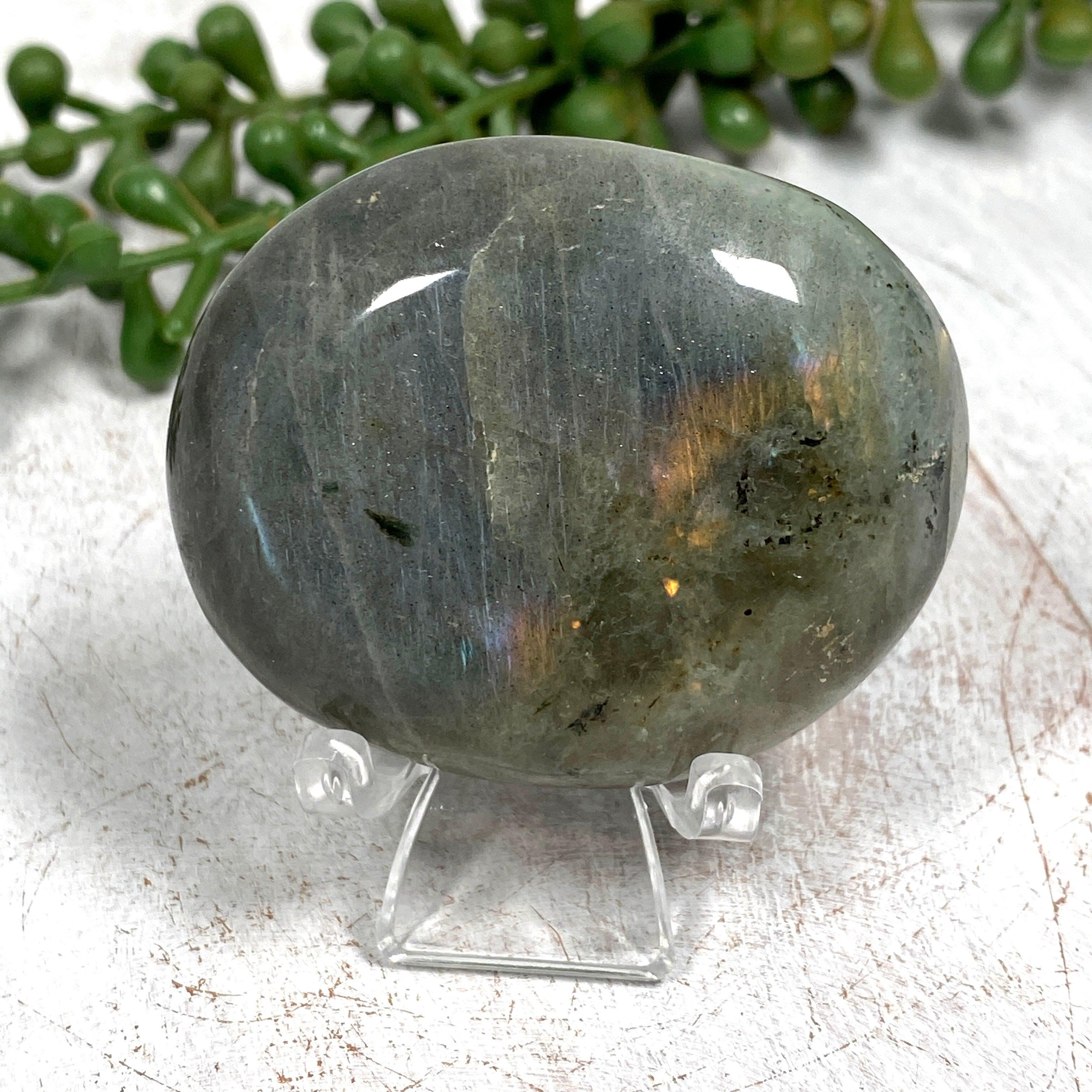 Natural Purple Labradorite Palm Stone - Healing Crystal for Meditation, Stress Relief & Energy Balancing - Perfect for Reiki, Yoga & Spiritual Practices