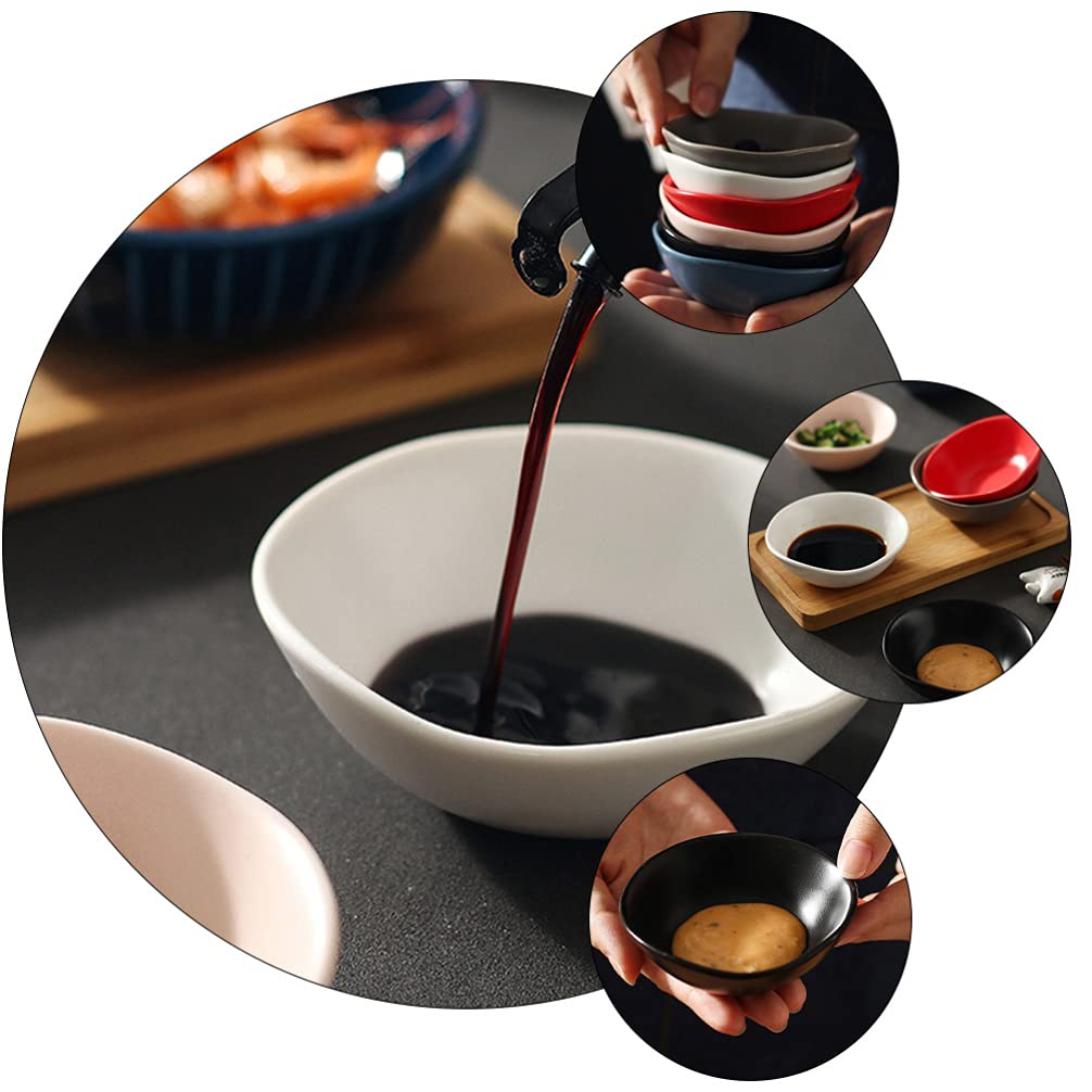 Hemoton 4-Piece Ceramic Sushi Dipping Sauce Dishes Set - Japanese-Style Condiment Plates for Soy Sauce, Wasabi & Snacks - Perfect for Sushi Restaurants, Home Dining & Party Appetizers