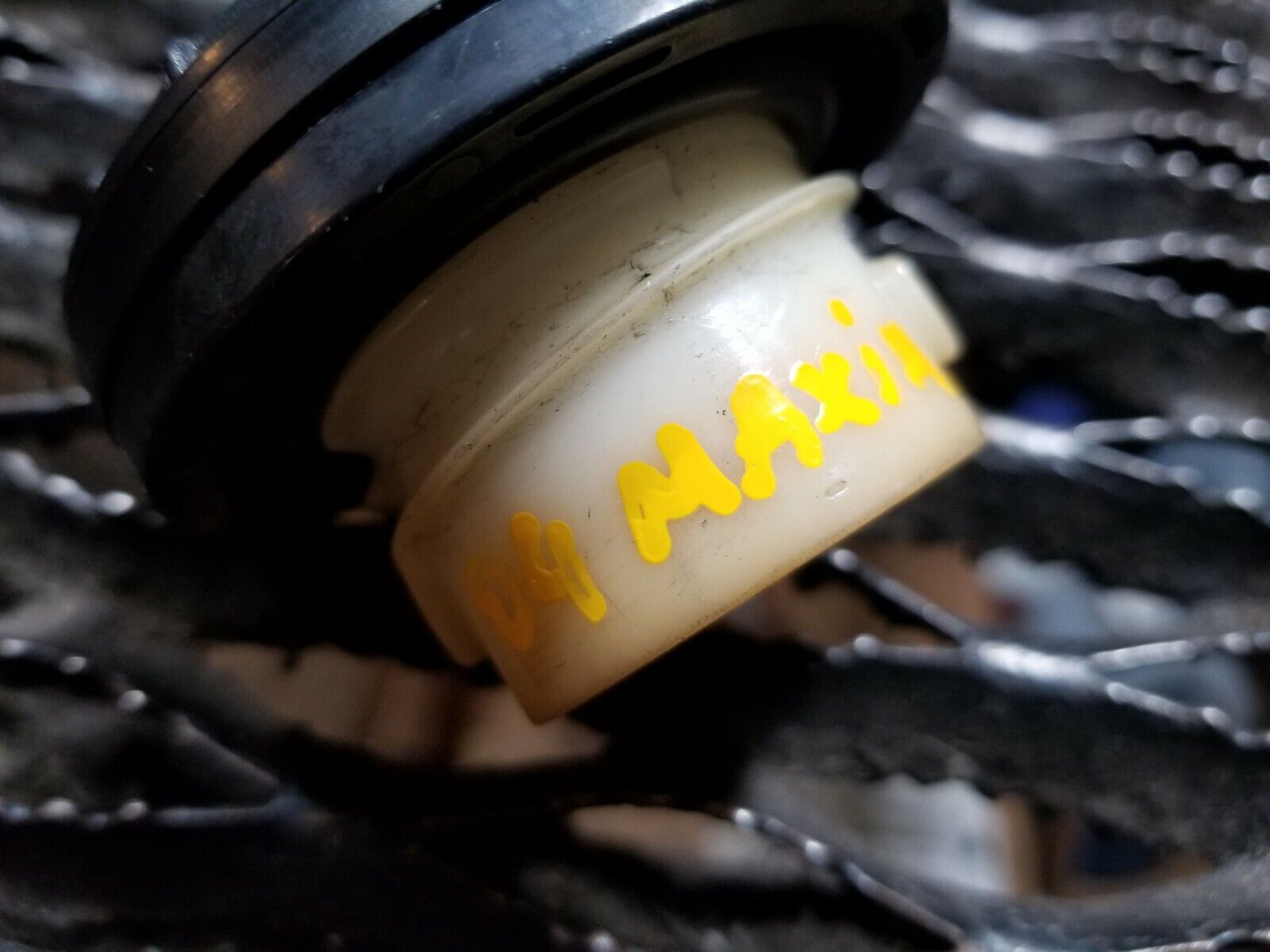 2004-2008 Nissan Maxima OEM Fuel Tank Gas Cap - Perfect for Replacement & Fuel Efficiency