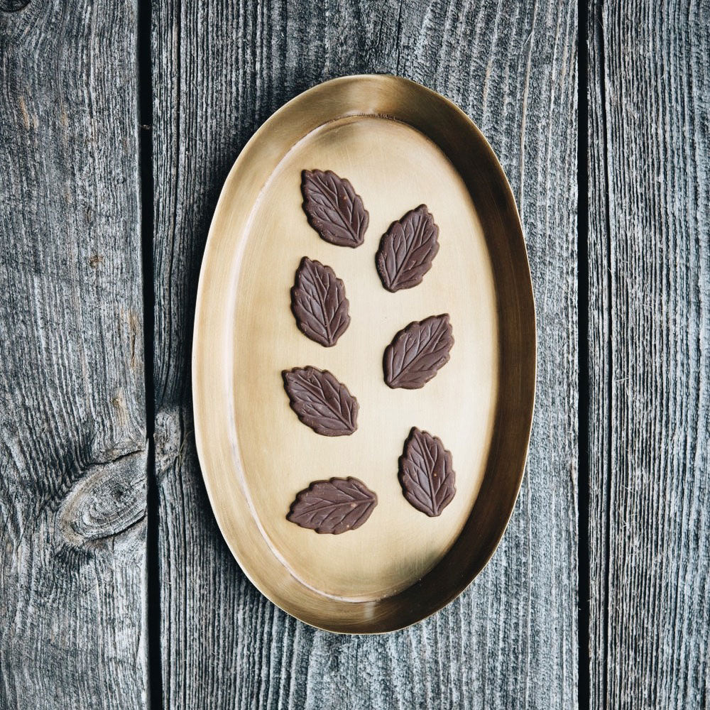 Elegant Oval Brass Tray - Small Decorative Serving Dish for Jewelry, Keys & Home Decor | Perfect for Coffee Tables, Entryways & Gift Giving