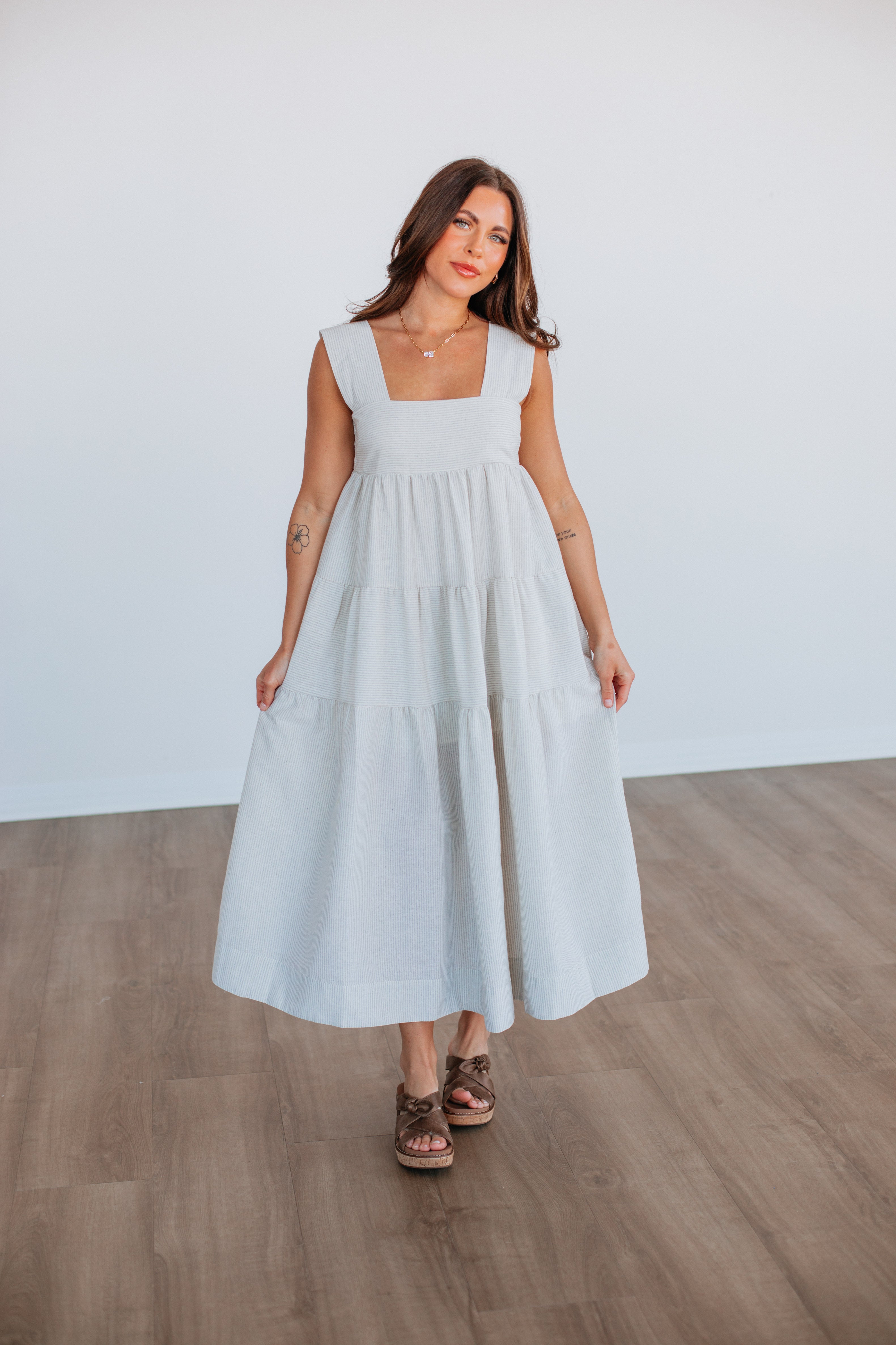 Austrina Women's Floral Summer Dress - Lightweight & Breathable for Casual Outings, Beach Vacations & Date Nights