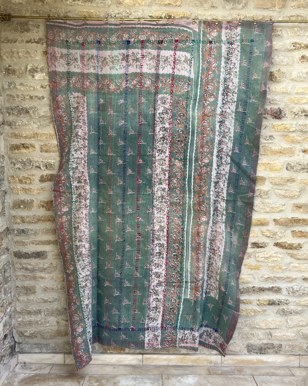 Premium Heavyweight Kantha Quilt No. 768 - Handmade Cotton Patchwork Bedspread for Cozy Home Decor, Winter Warmth & Bohemian Style Bedding - Perfect for Bedroom, Living Room & Guest Room Comfort