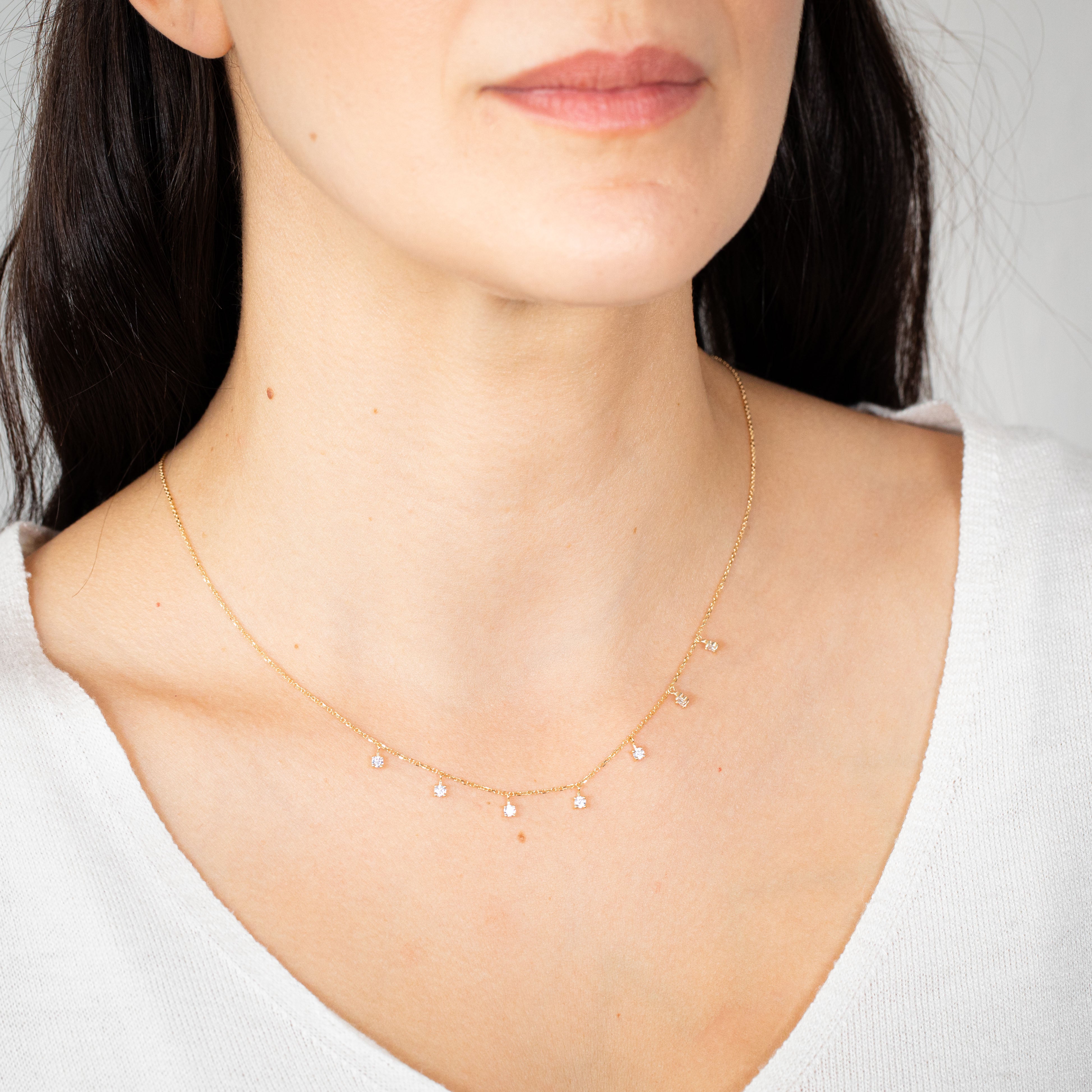 9ct Yellow Gold 2.5mm Cubic Zirconia Pendant Charm Necklace - 45cm Adjustable Chain for Women, Perfect for Gifts, Anniversaries & Special Occasions