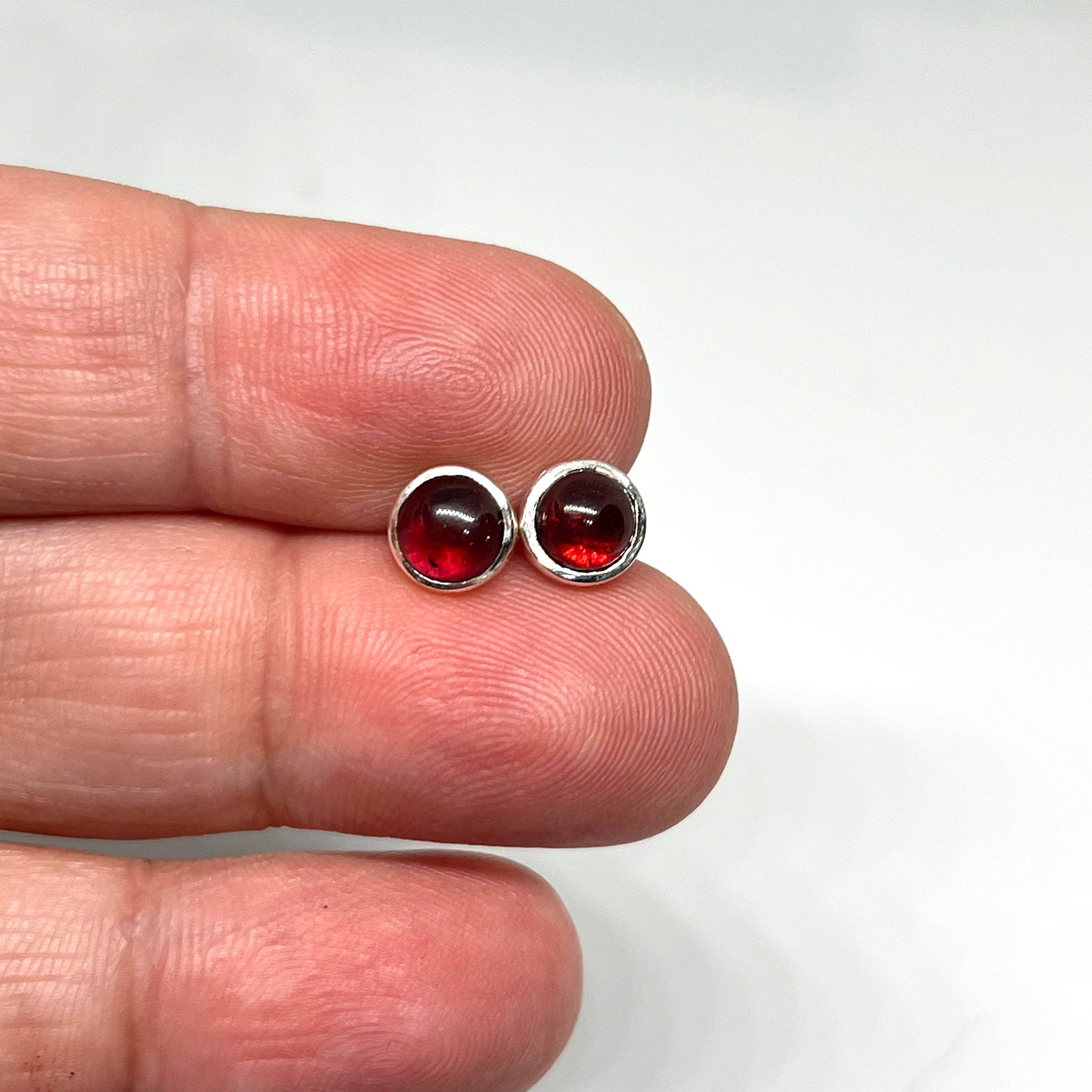 5.5mm Round Cabochon Bezel Set Stud Earrings - PSE017 - Perfect for Everyday Wear, Gift Giving & Special Occasions