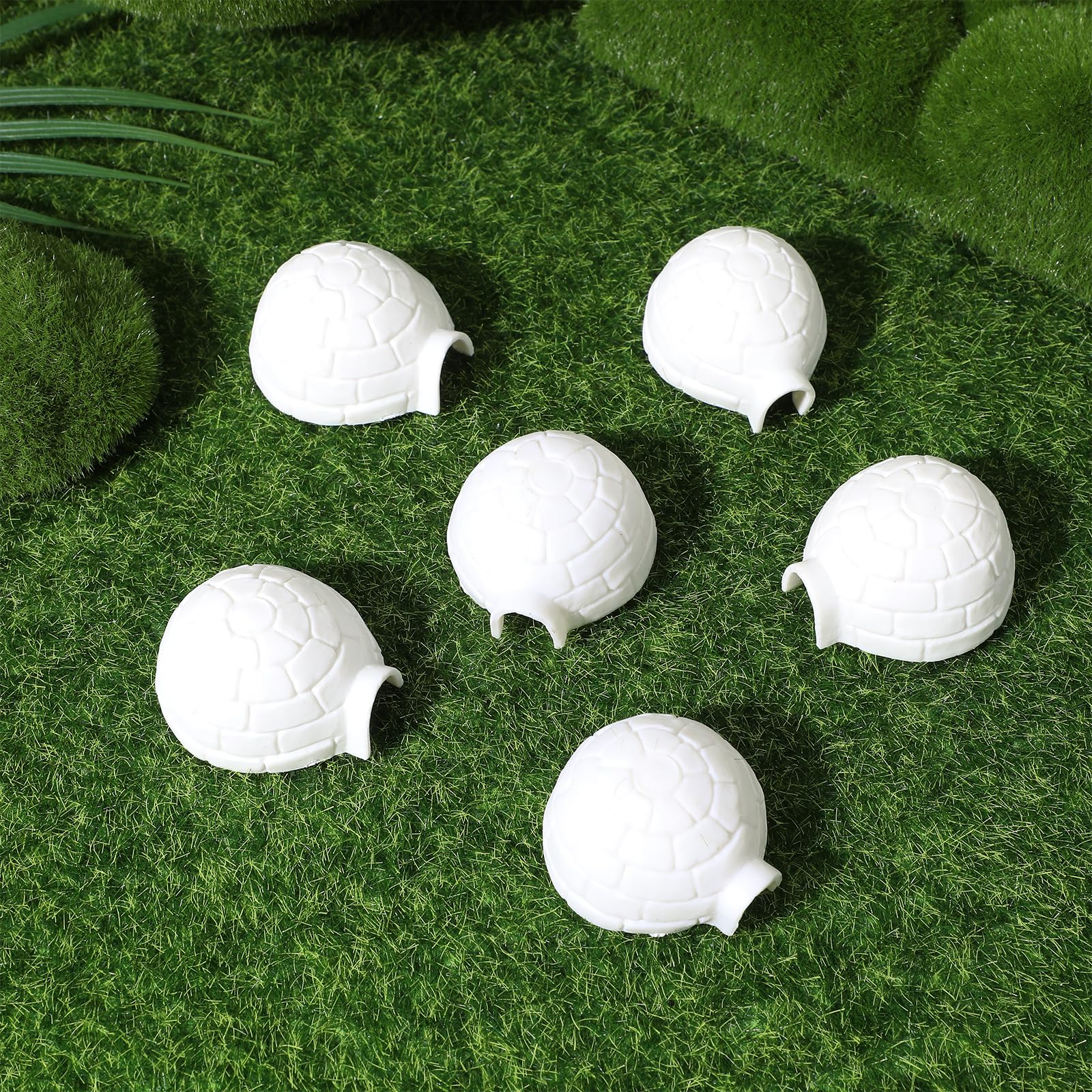 12PCS Mini Igloo Toy Set - Realistic Polar Animal Figures with Igloo House - Arctic Playset for Kids Boys & Girls - Perfect for Winter Themed Play, Educational Learning & Christmas Decorations