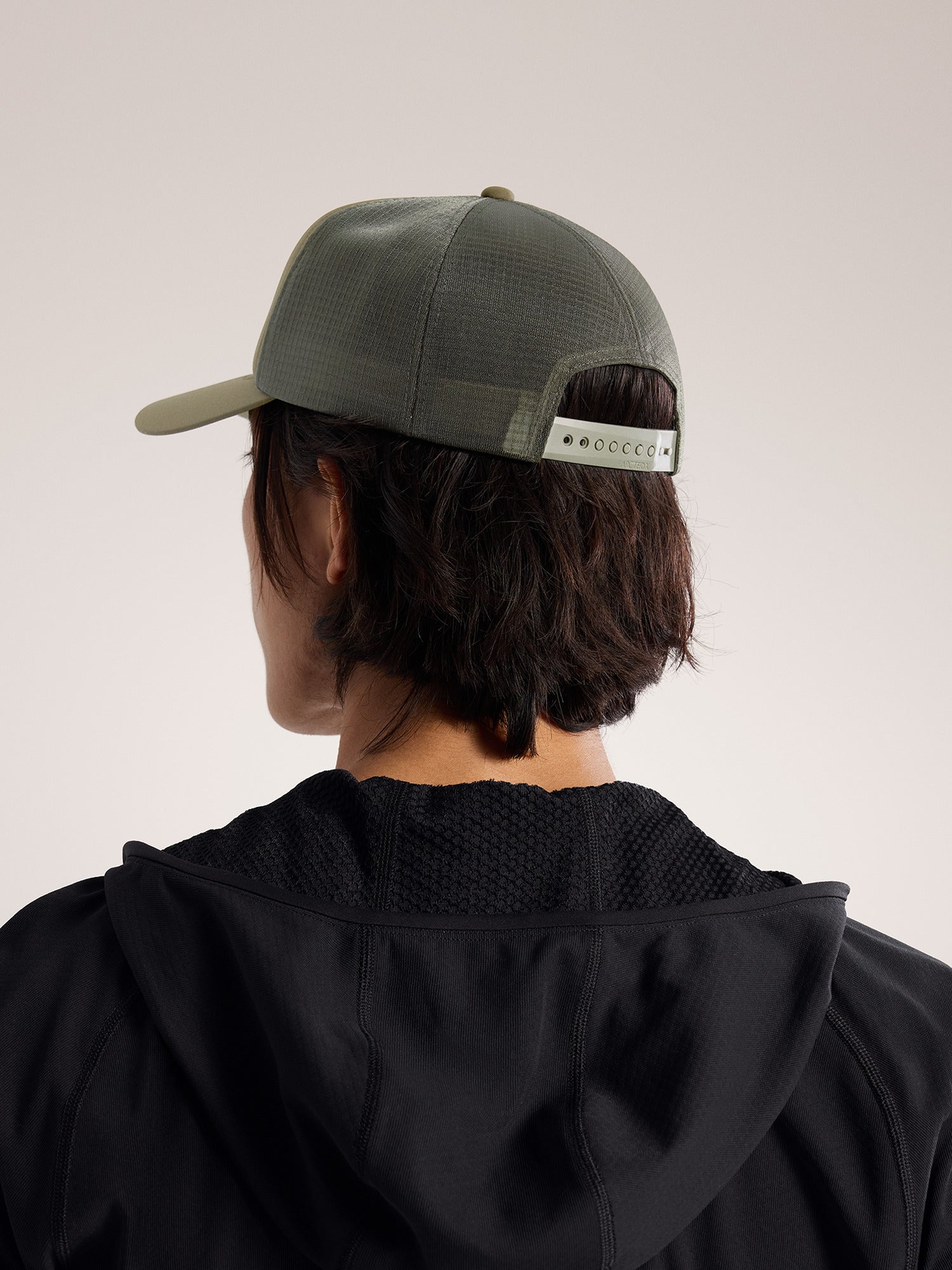 Bird Word Trucker Hat - Stylish Adjustable Baseball Cap for Men & Women - Perfect for Outdoor Activities, Sports, and Casual Wear