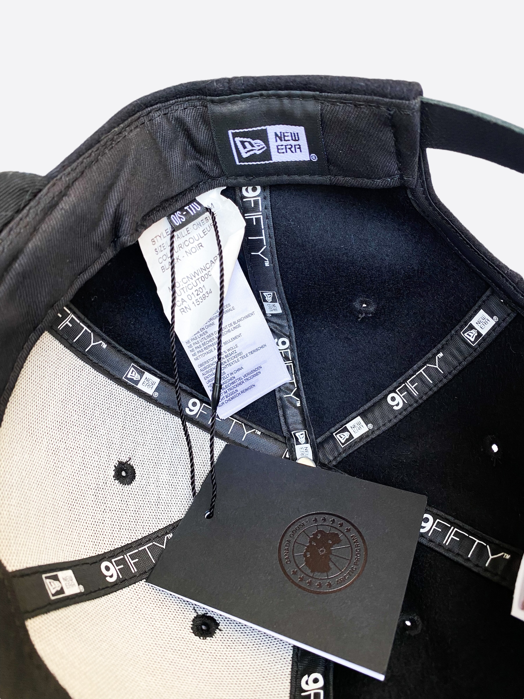 Canada Goose Black Melton Wool Men's Winter Hat - Warm Beanie for Outdoor Activities, Skiing & Snowboarding