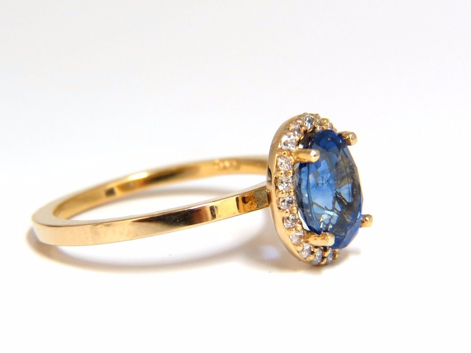 2.18 Carat Natural Vivid Blue Sapphire & Diamond Halo Ring in 18K Gold - Elegant Petite Engagement Ring for Women, Perfect for Proposals, Anniversaries & Special Occasions