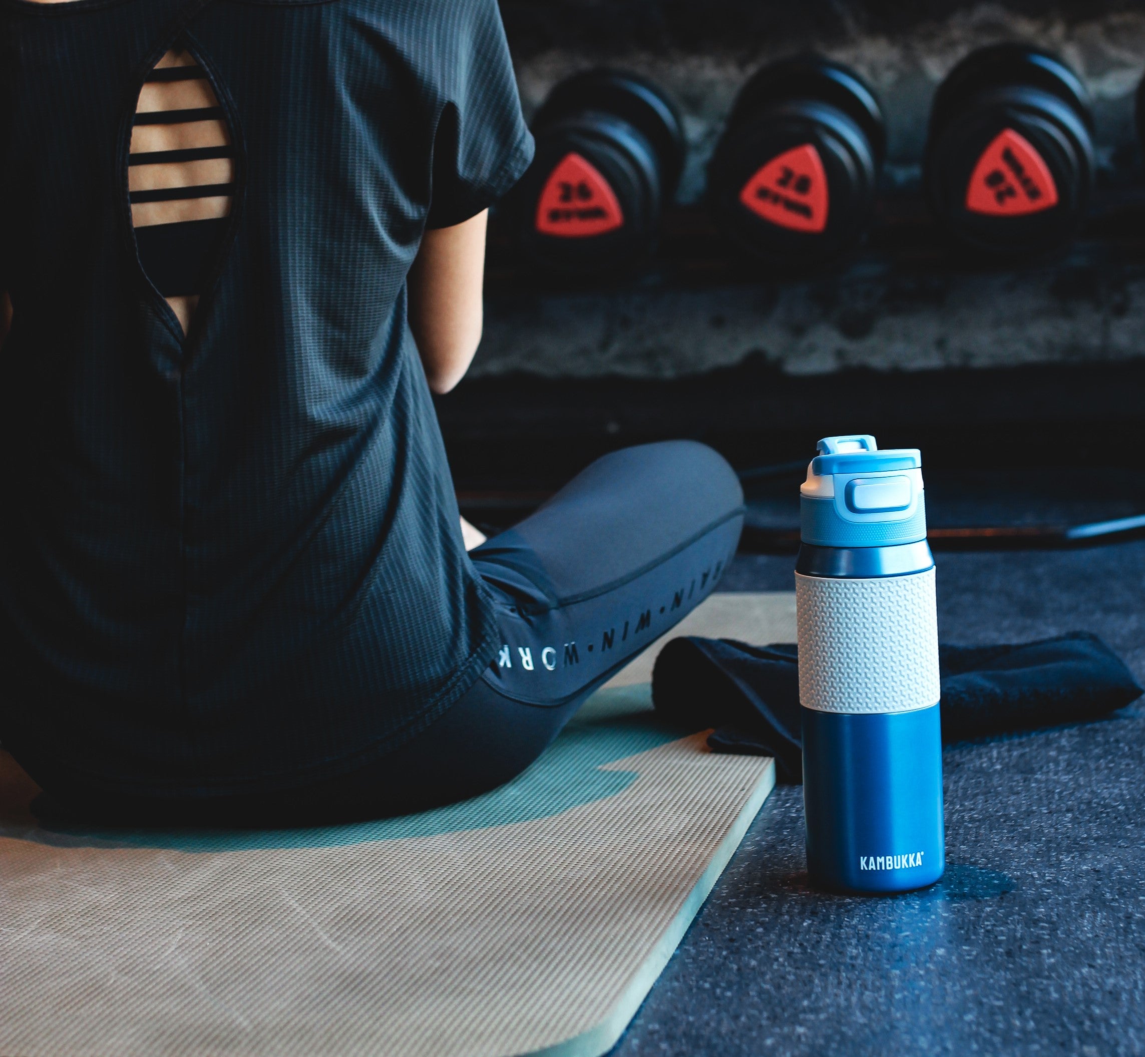 Elton Insulated Stainless Steel Water Bottle 750ml - Leak Proof, BPA Free, Hot & Cold Drink Thermos - Perfect for Gym, Hiking, Travel & Office (Multiple Colors)